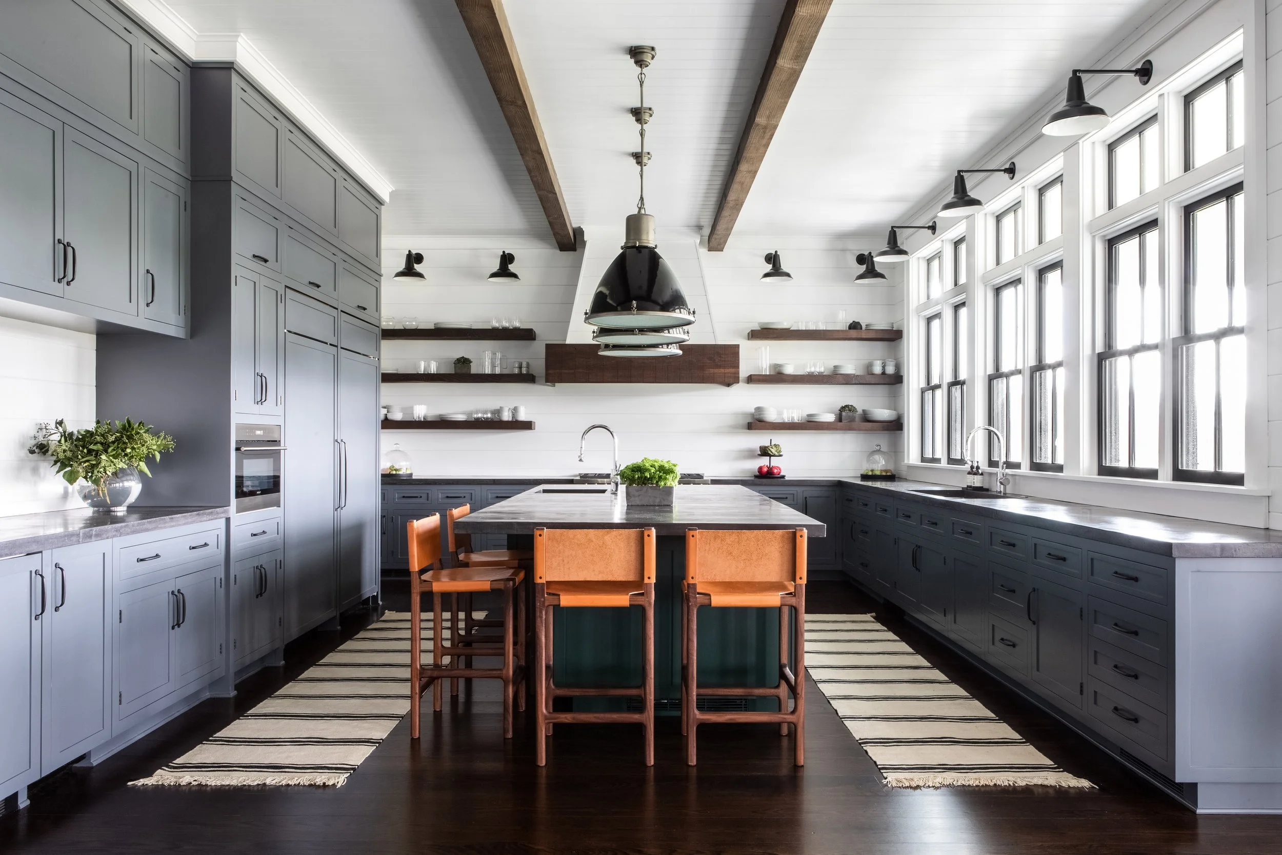 20.+Upstate+Farmhouse+by+Chango+&+Co.+-+Kitchen+Wide+(1).jpg