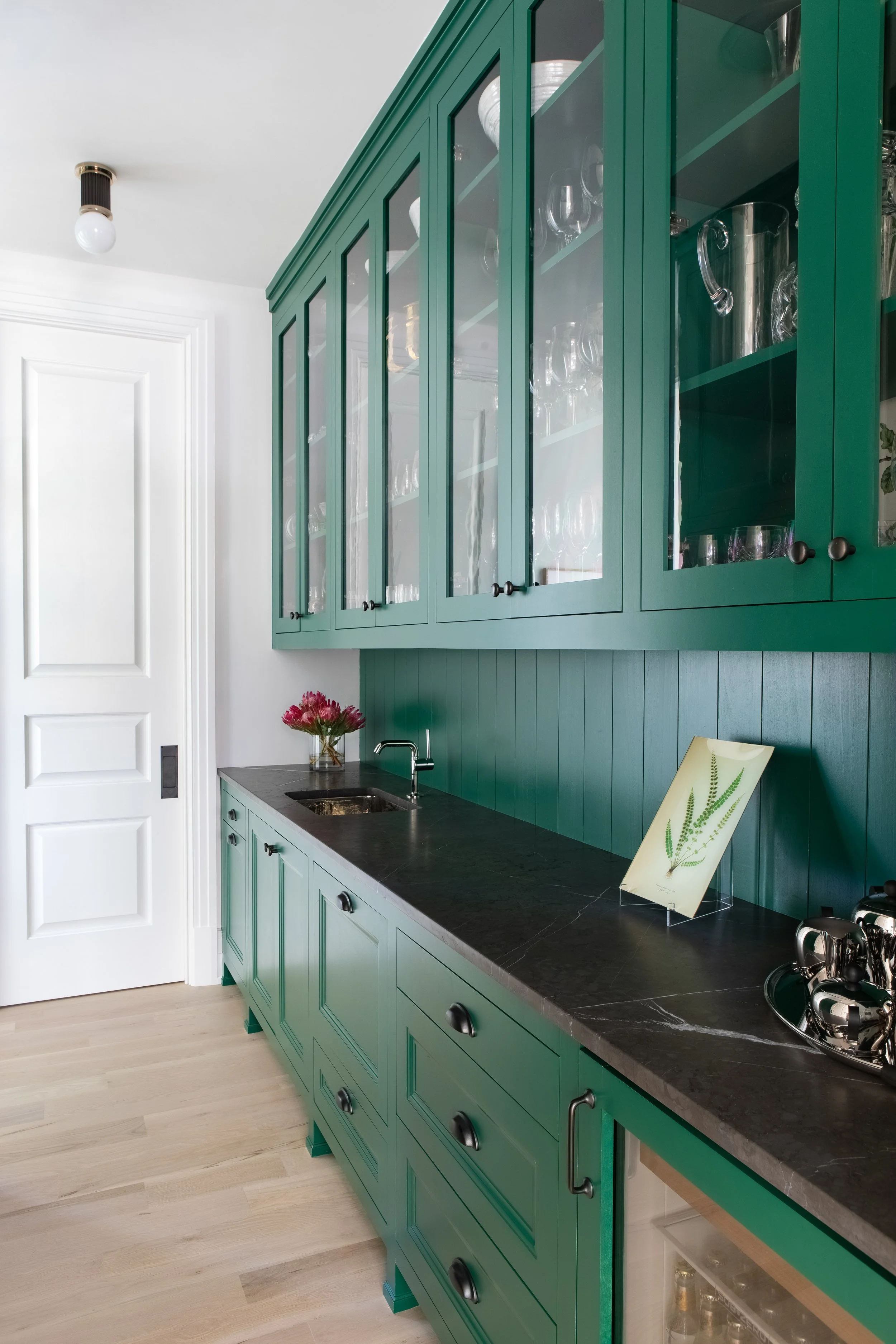 13.+Austin+Victorian+by+Chango+&+Co.+-+Buter's+Pantry.jpg