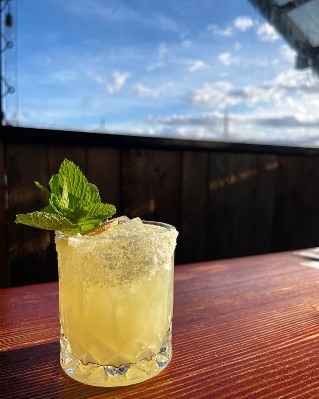 We&rsquo;re slurpin&rsquo; up all those last rays of sunshine as we play back all our favourite moments from this summer, and we made this tasty little Margarita Monday feature so we can all reminisce about the good times together ✨🌞🤩 introducing o