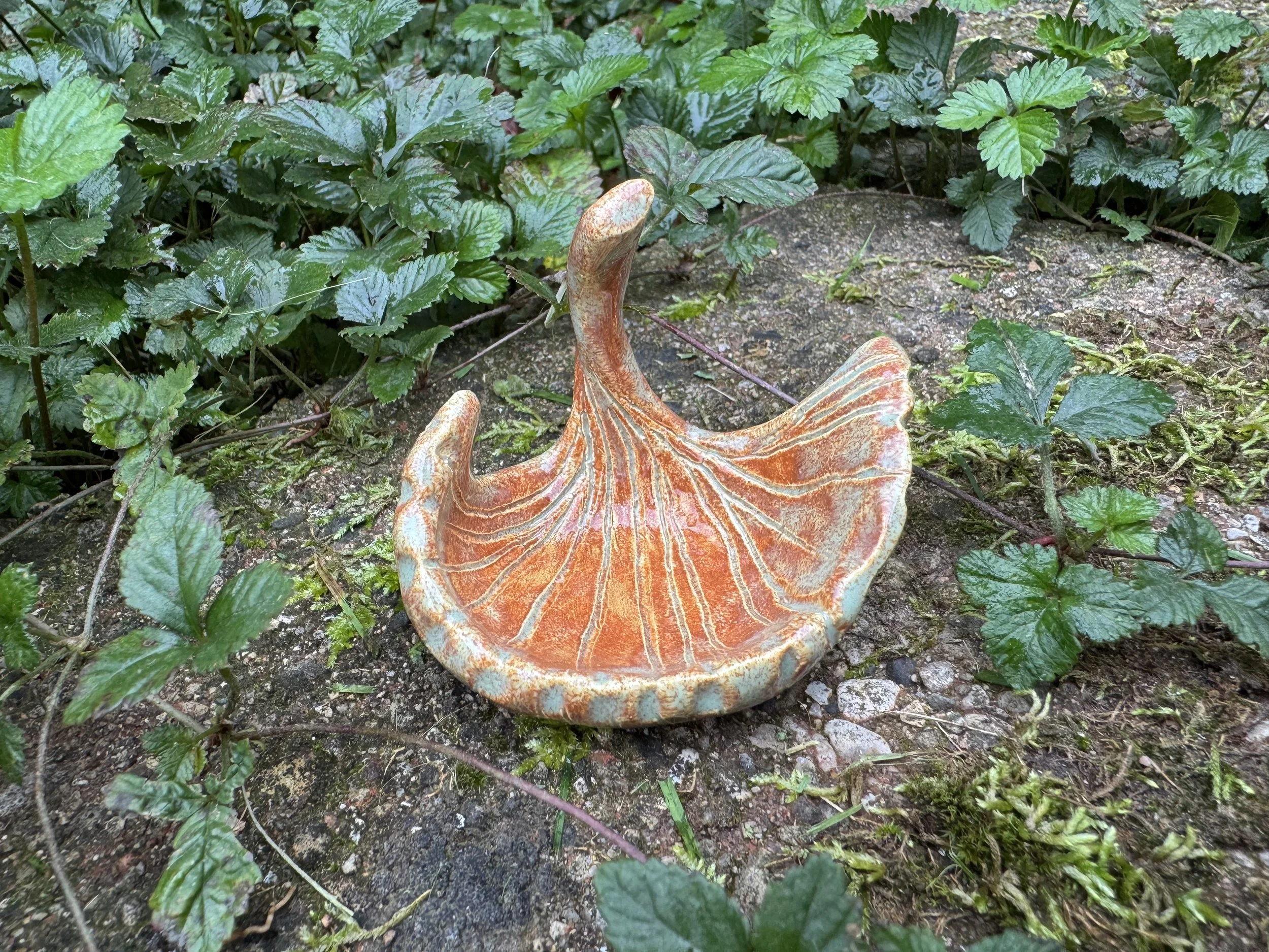 Ginko leaf dish G18 2.jpg