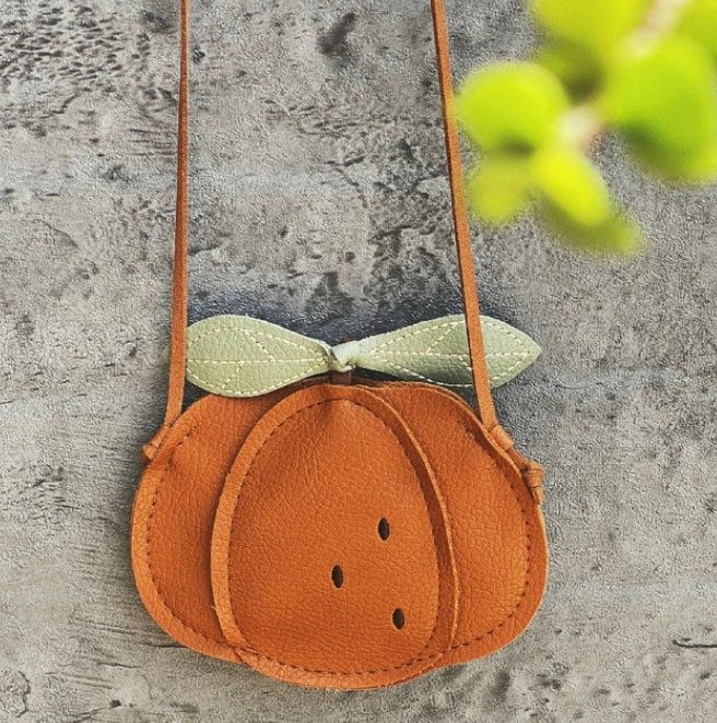 https://i.etsystatic.com/17424102/r/il/50a7fa/5133708832/il_fullxfull.5133708832_kn8m.jpg