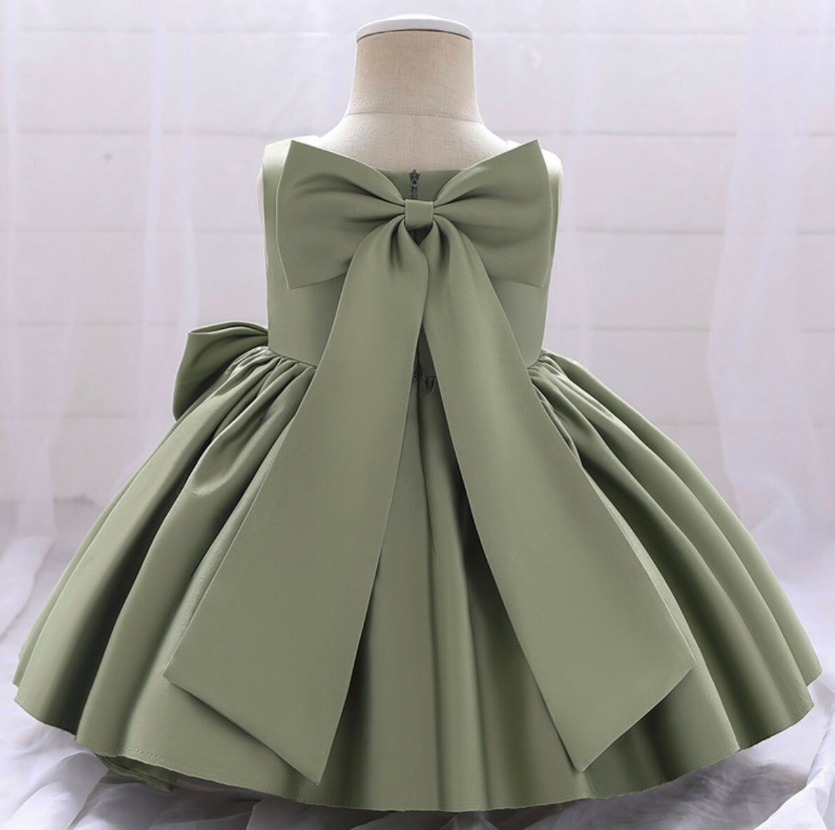 https://i.etsystatic.com/17424102/r/il/cd5f2c/5046472012/il_fullxfull.5046472012_kmhq.jpg