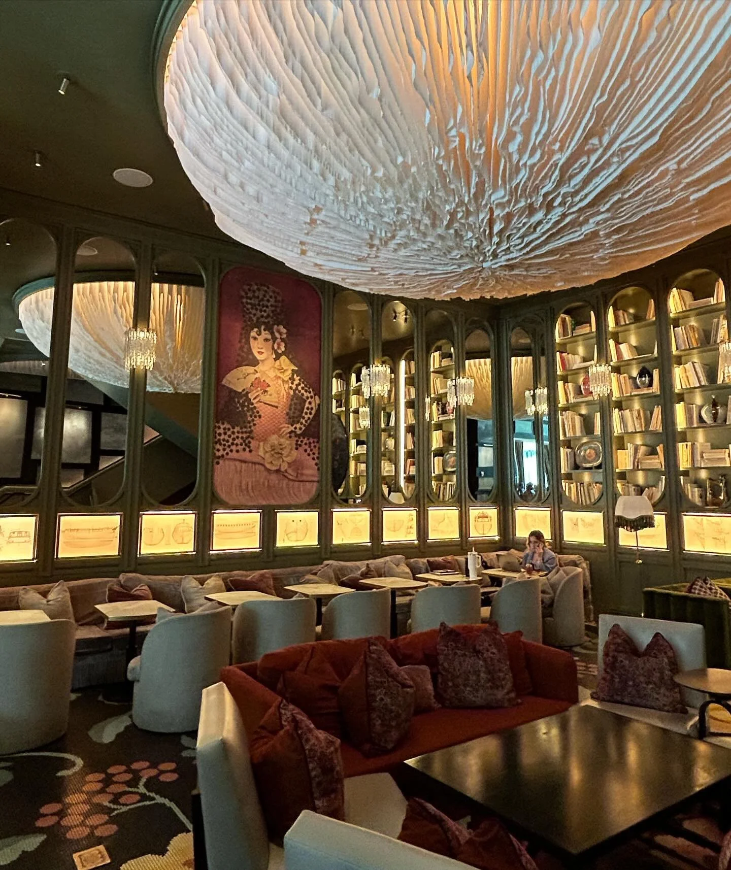 Beautiful NYC interiors appreciation post:
Photos 1-5:  Ritz Carlton New York, Nomad
Photo 6: Apartment Amenity, Nomad 
Photo 7: ? Manhattan 53rd St. 
Photo 8: Nobu Downtown NYC

#nyc #interiordesign #nomadnyc #ritzcarlton
