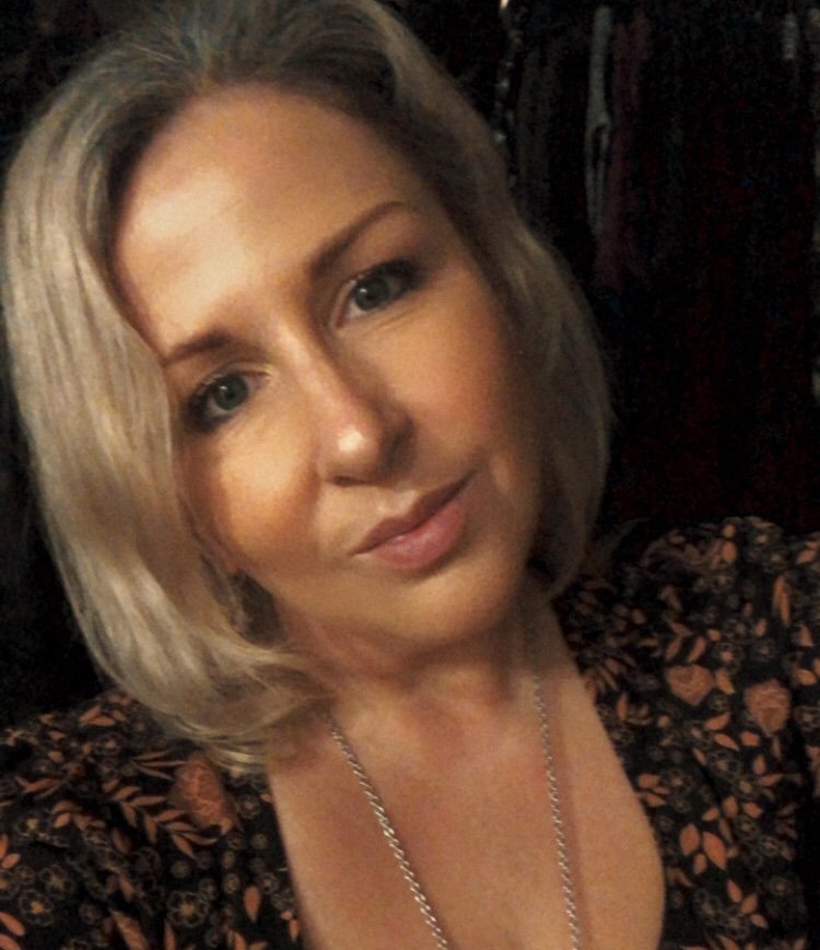 Nicola Robinson - Spiritual Guide 