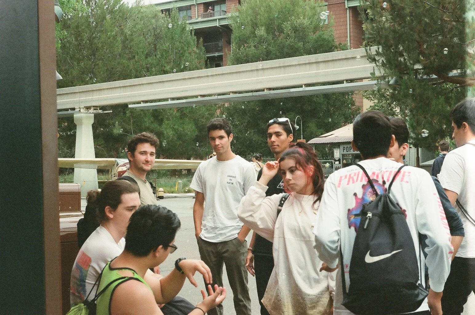 Max, Jonathan, Ezequiel - Disneyland