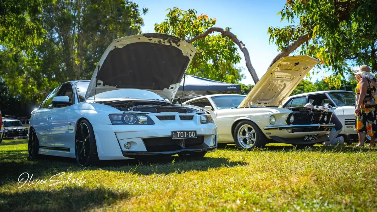 Port Douglas Carnivale coastal show &amp; shine ✨

While on our film and book tour I saw this car show on the side of the road and couldn't pass it up, always love to see the culture.

Don't forget to share and tag your mates! 

Alot more photos on F