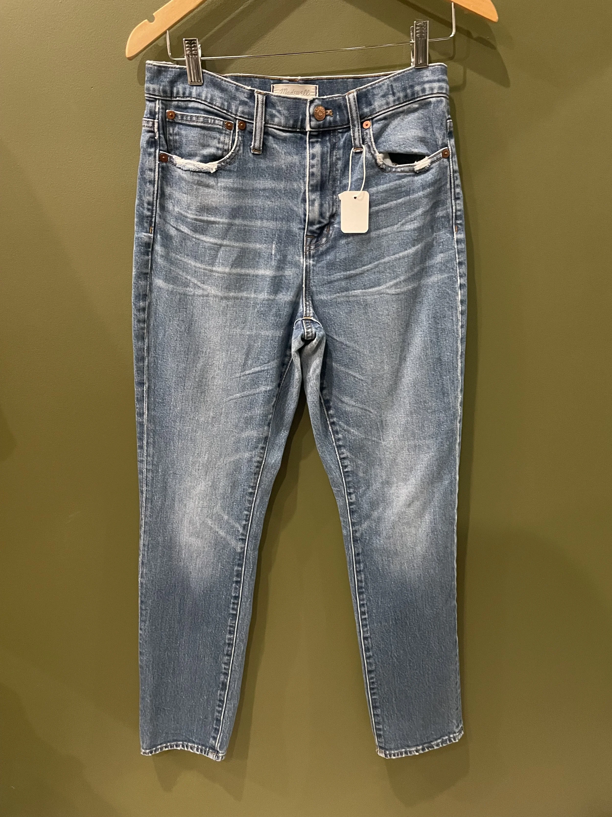 Madewell High-rise slim Blue Jeans in a size 26