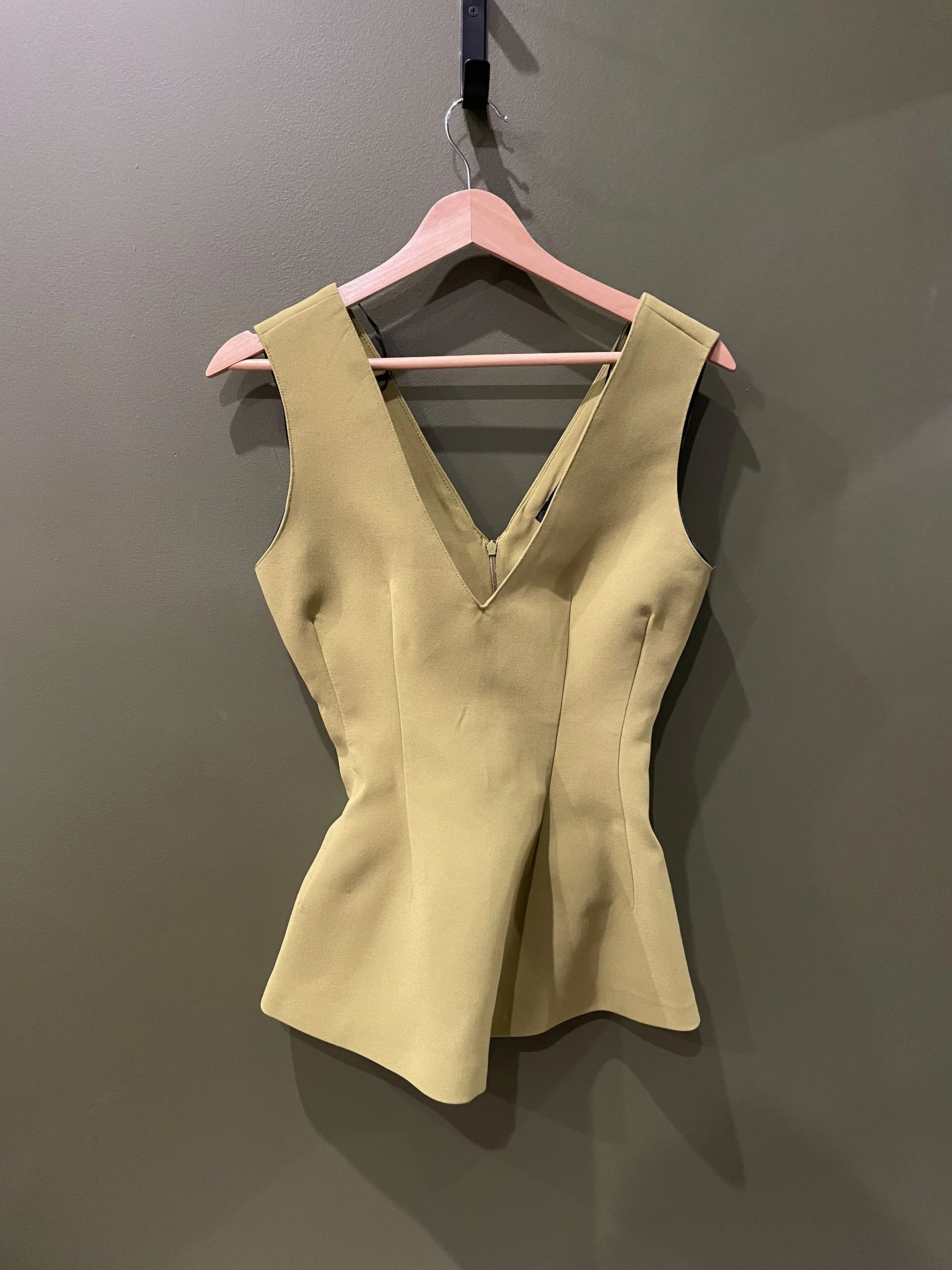 ZARA Chic  V-Neck Peplum Top in size XS