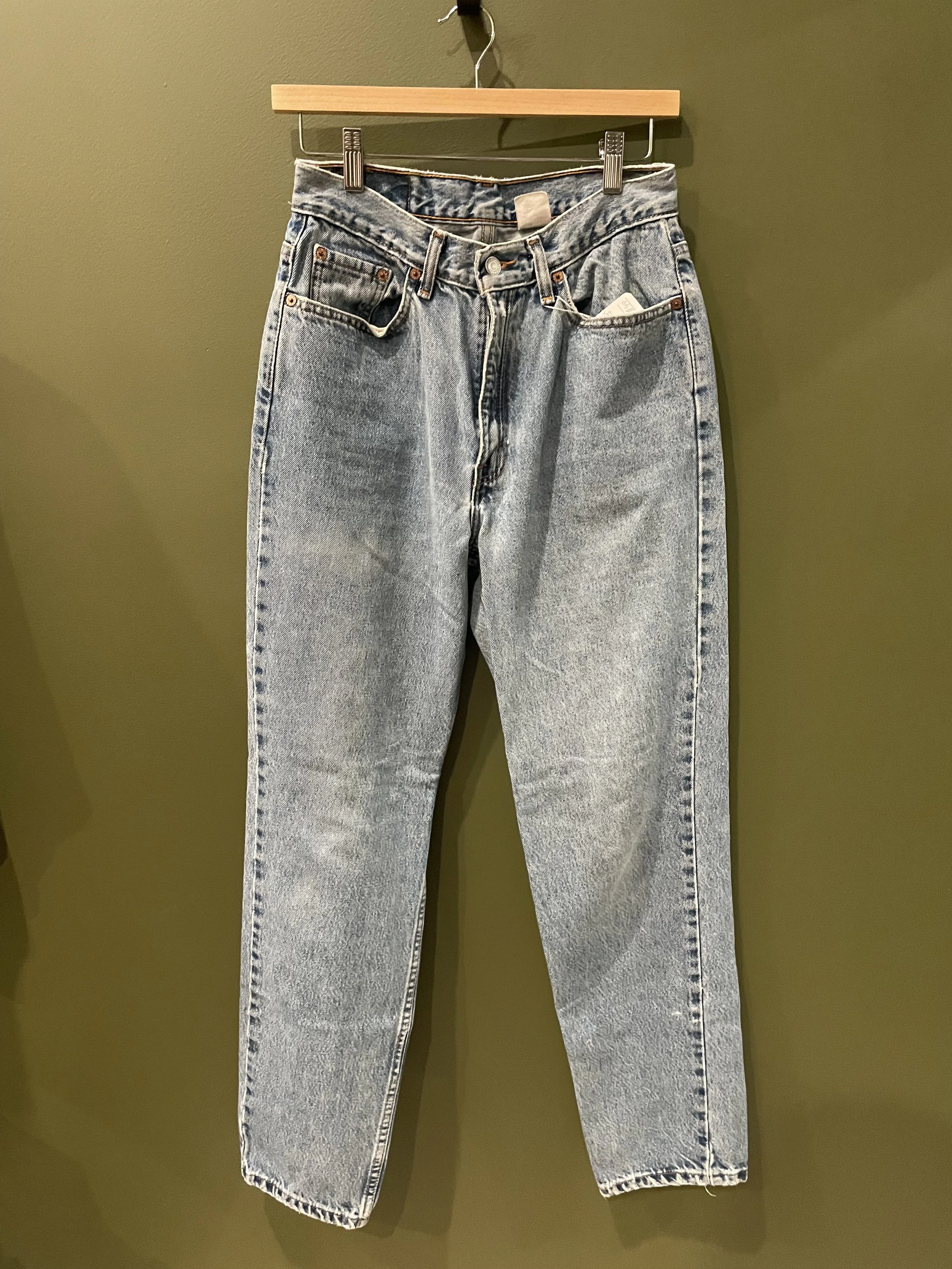 Levis 512 Vintage High-Waisted Denim Jeans in size 6