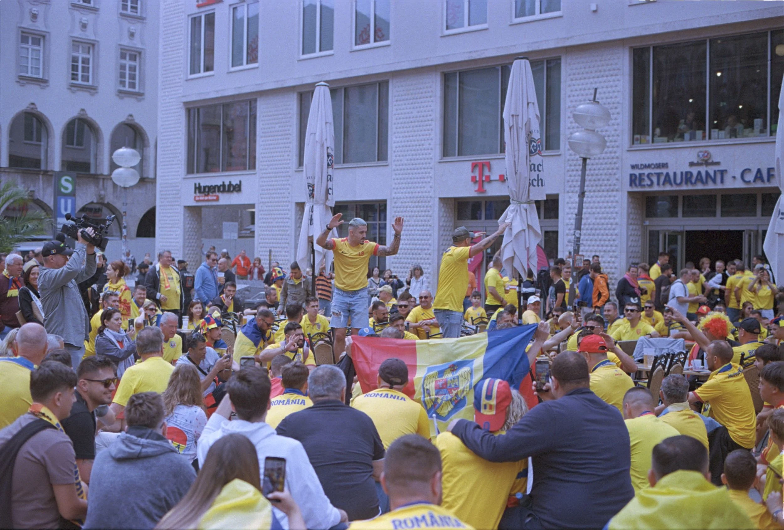 Romanian Fans In Marienplatz.jpg