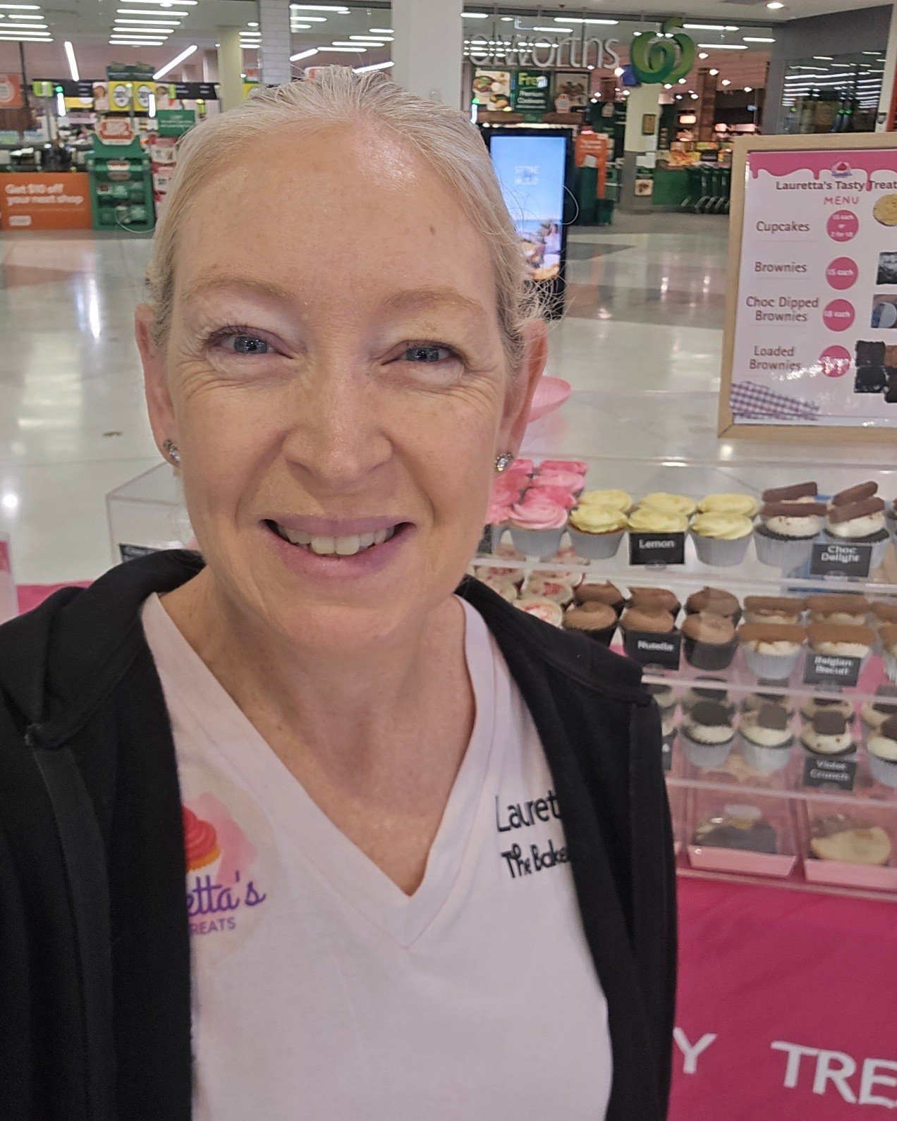 We are ready to go. Come down to avoid missing out! 

🗓️ Saturday 30th May 
📌 Coorparoo Marketplace 
⏰ 8:30am -2pm

What do we have? 
🧁 Various flavours of cupcakes 
🍋 Lemon slice
🍫 Choc dipped Brownies 
🍬 Loaded brownies 
GF - Gluten free cupc