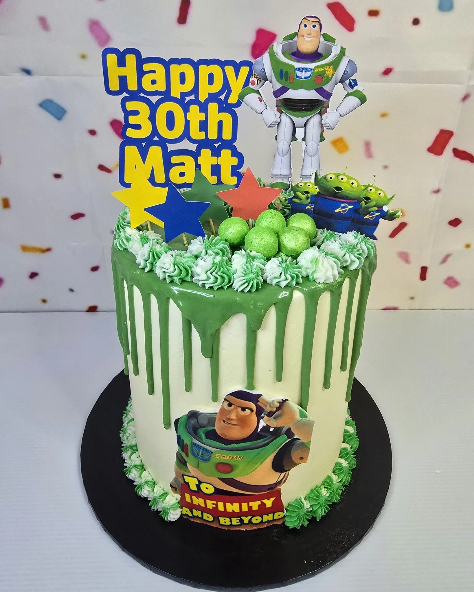 And with the blink of an eye we are in June 🥰

We are taking a few days off from 19th to 22nd June so please get in touch if you want a cake or cupcakes in June/July so we can get you booked in. 

 #brownies #customcakes #brisbanebaker #cupcakes