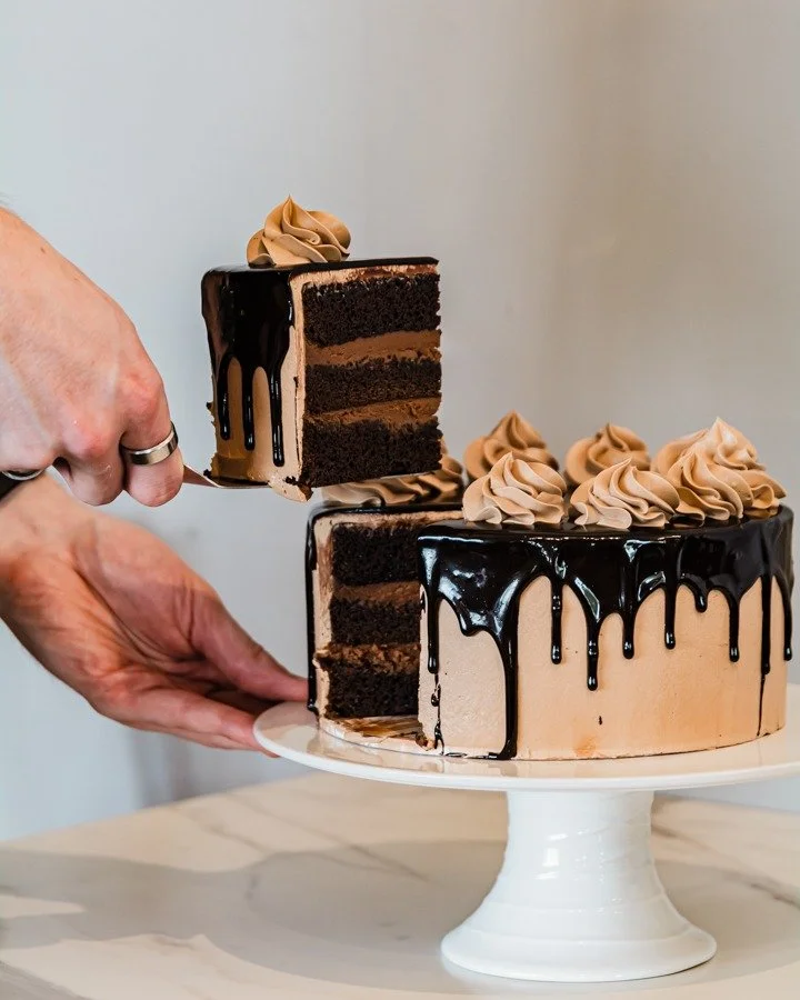 Made in house at Mondegreen!

Our cake cabinet includes an array of sweet treats (and GF options!) made by our resident pastry chef.

Enjoy something sweet this Sunday, see you at the cafe from 8am&hellip;