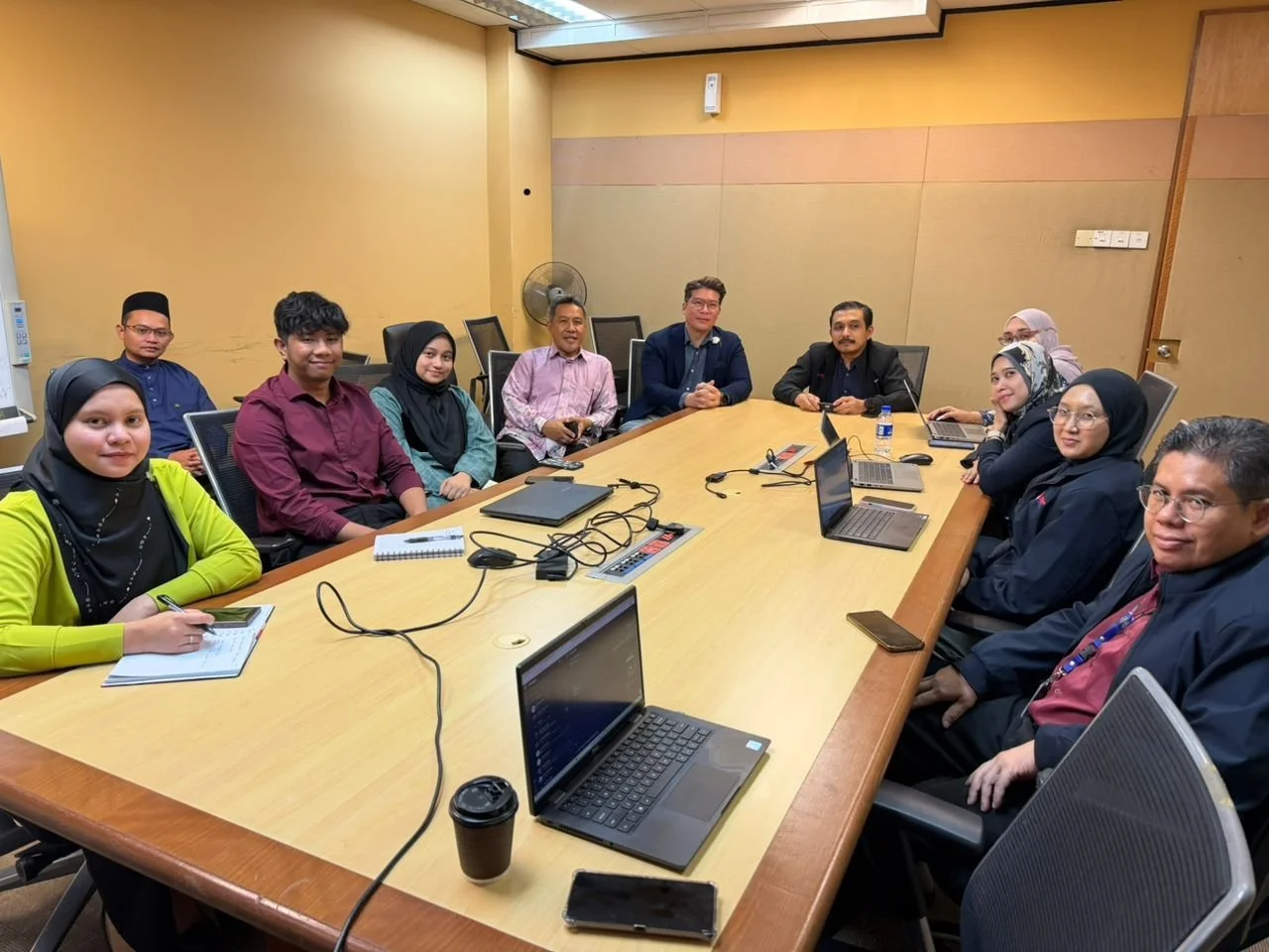 PEMBENTANGAN WAIS KEPADA BAHAGIAN PENGURUSAN MAKLUMAT SKM