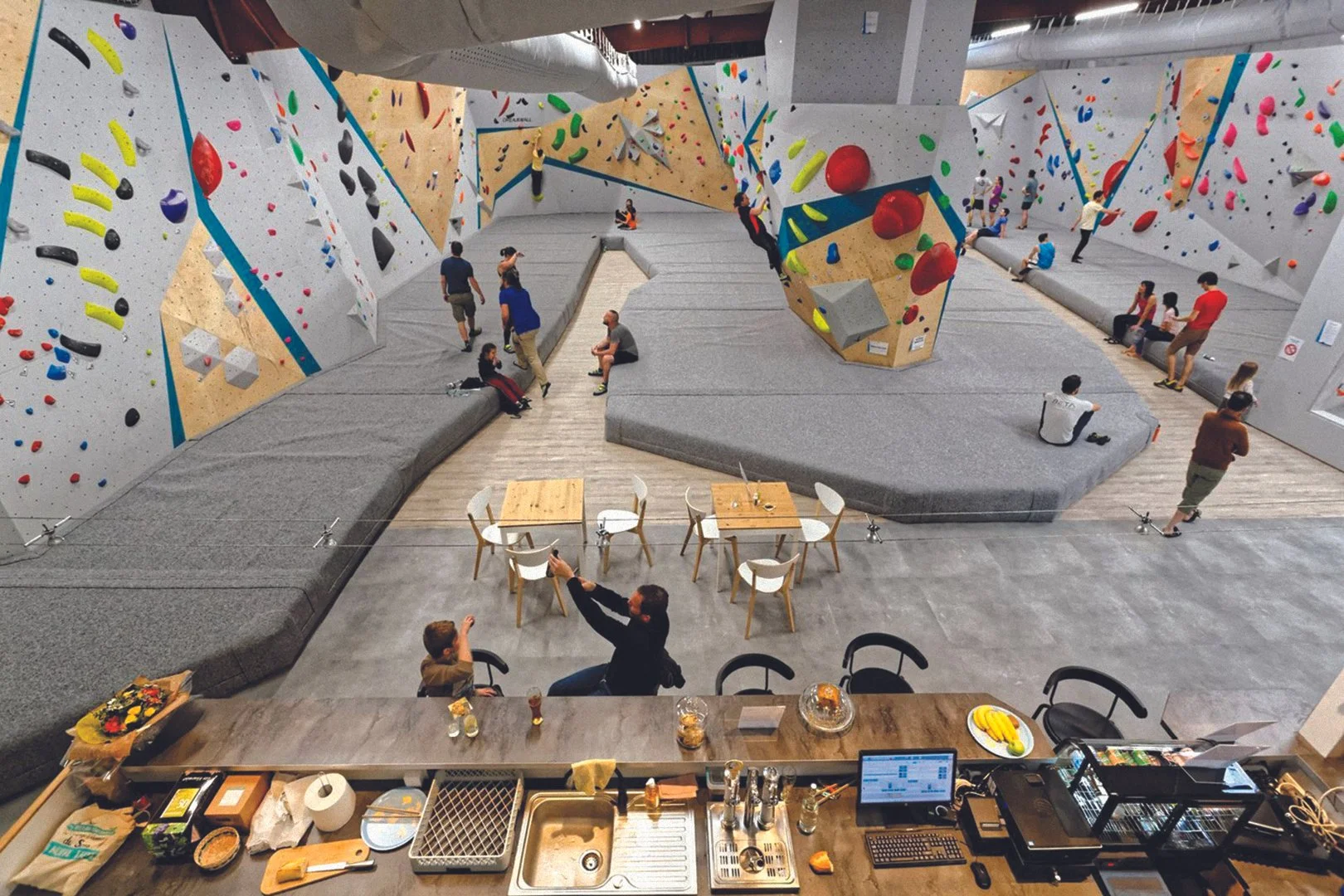 FRANCE_Bourgoin‑Jallieu, Isère_ALPABLOC_WEB_2.jpg