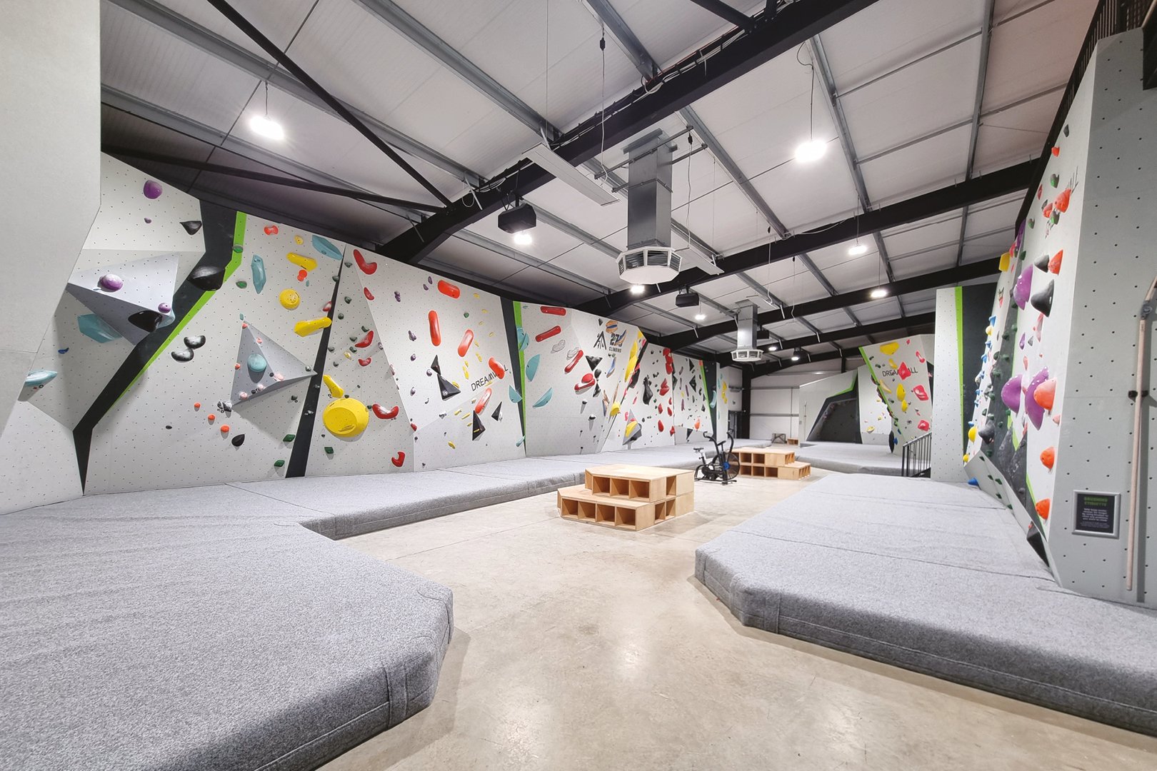 UK_Gloucester_270 CLIMBING_WEB_20.jpg