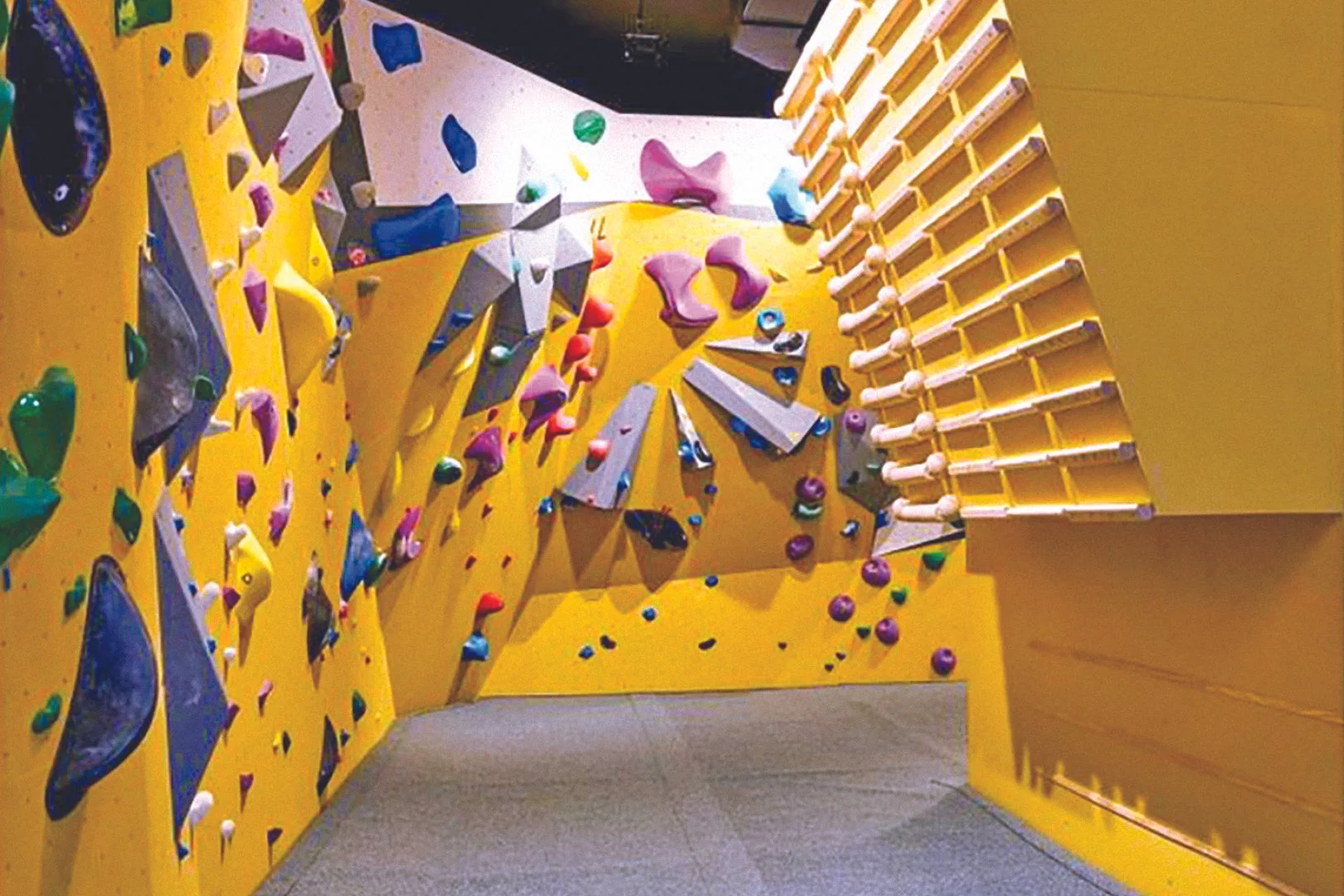 SPAIN_Vitoria‑Gasteiz, Álava_URBAN BOULDER_WEB_.jpg