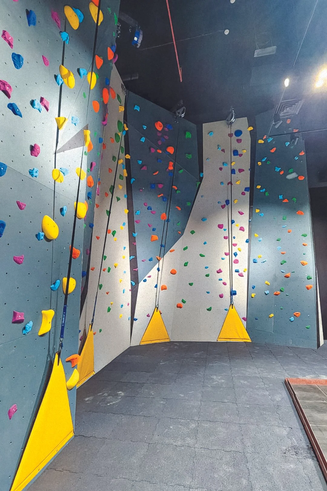 UAE_Dubai_NEKHEEL MALL_WEB_3.jpg