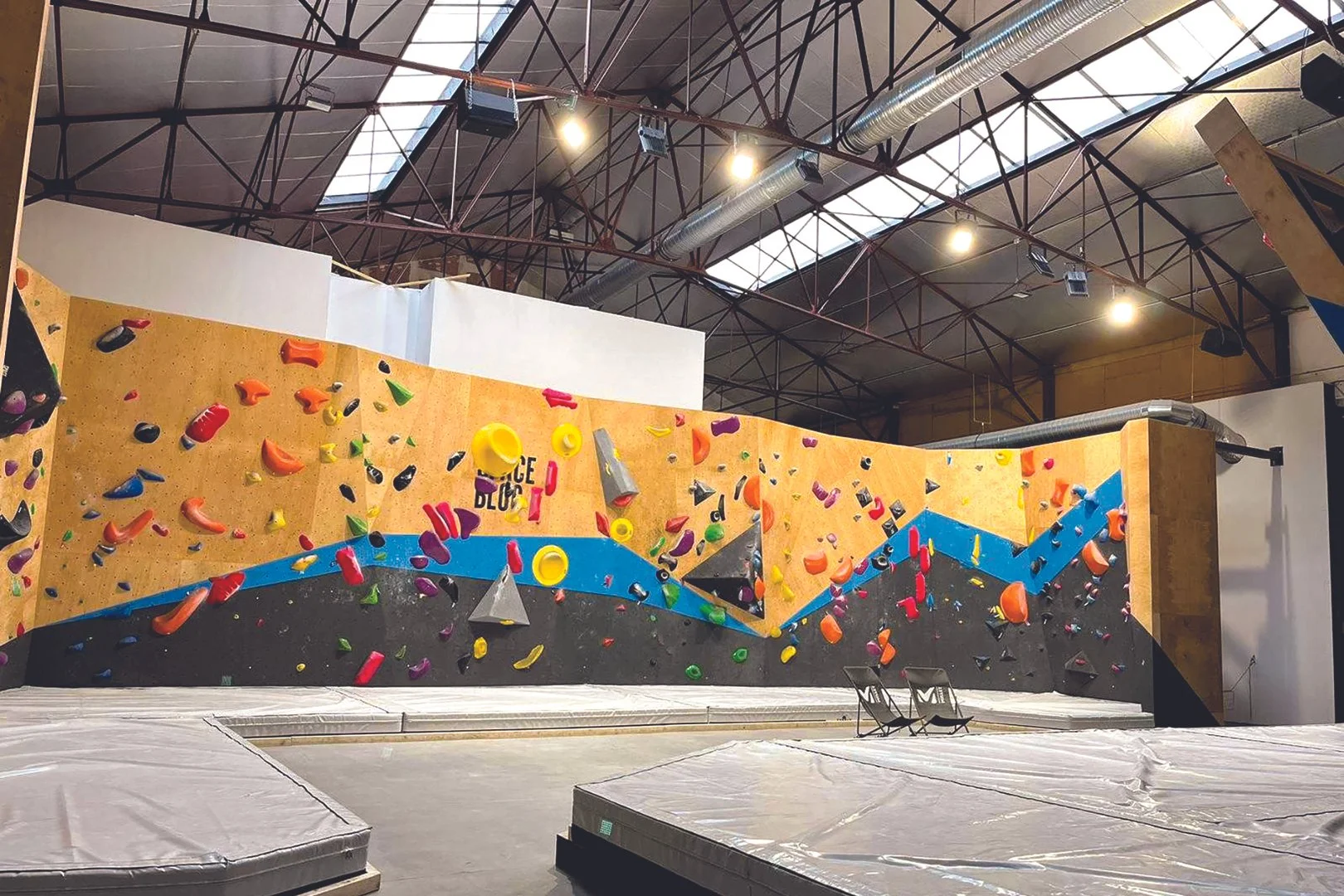 FRANCE_Sillingy, Haute‑Savoie_SPACE BLOC_WEB_2.jpg