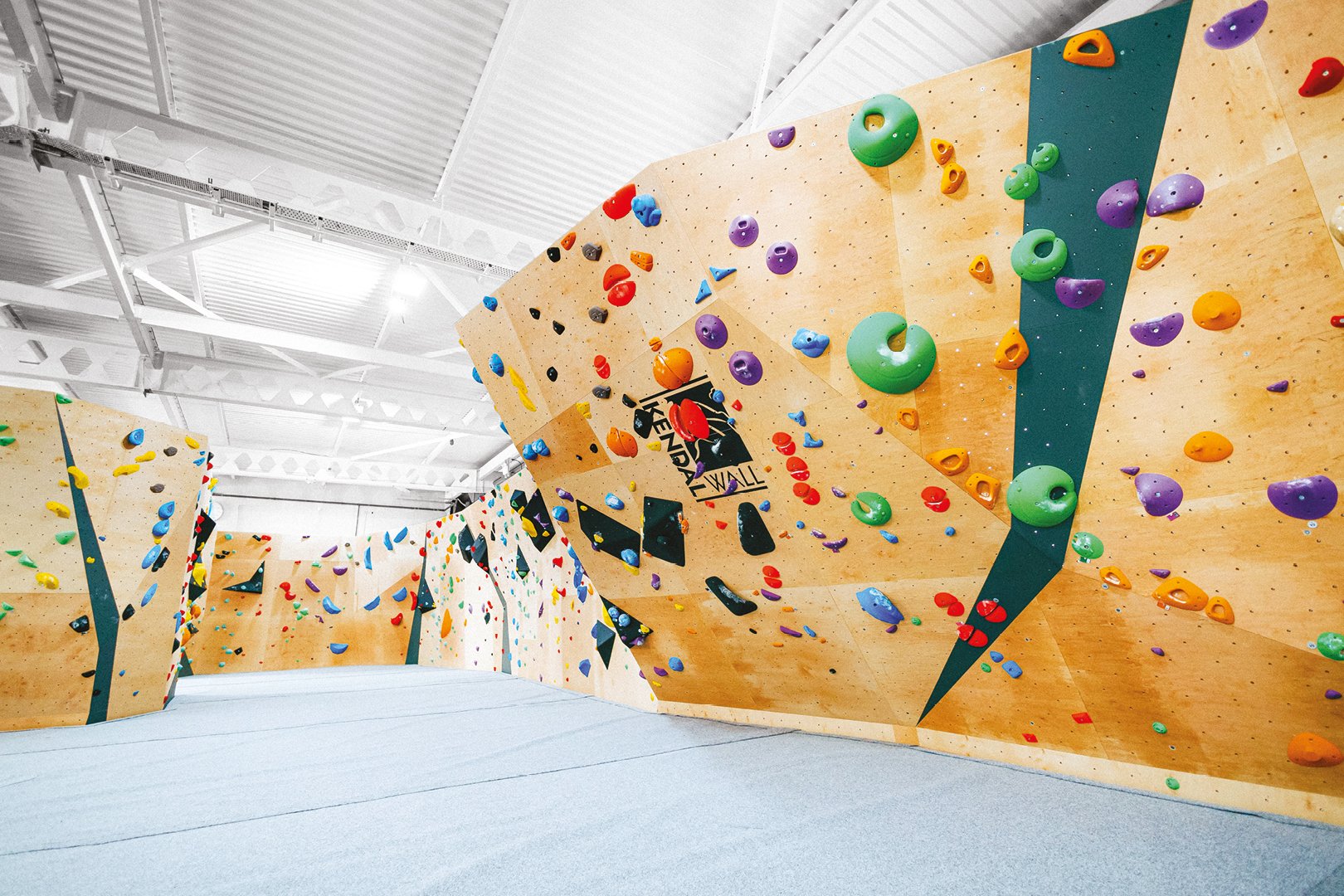 UK_Kendal_LAKE LAND CLIMBING CENTRES_WEB_2.jpg