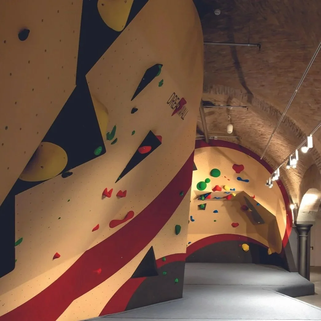DOLOMYTE BOULDERING GYM, Trieste, Friuli‑Venezia Giulia, Italy