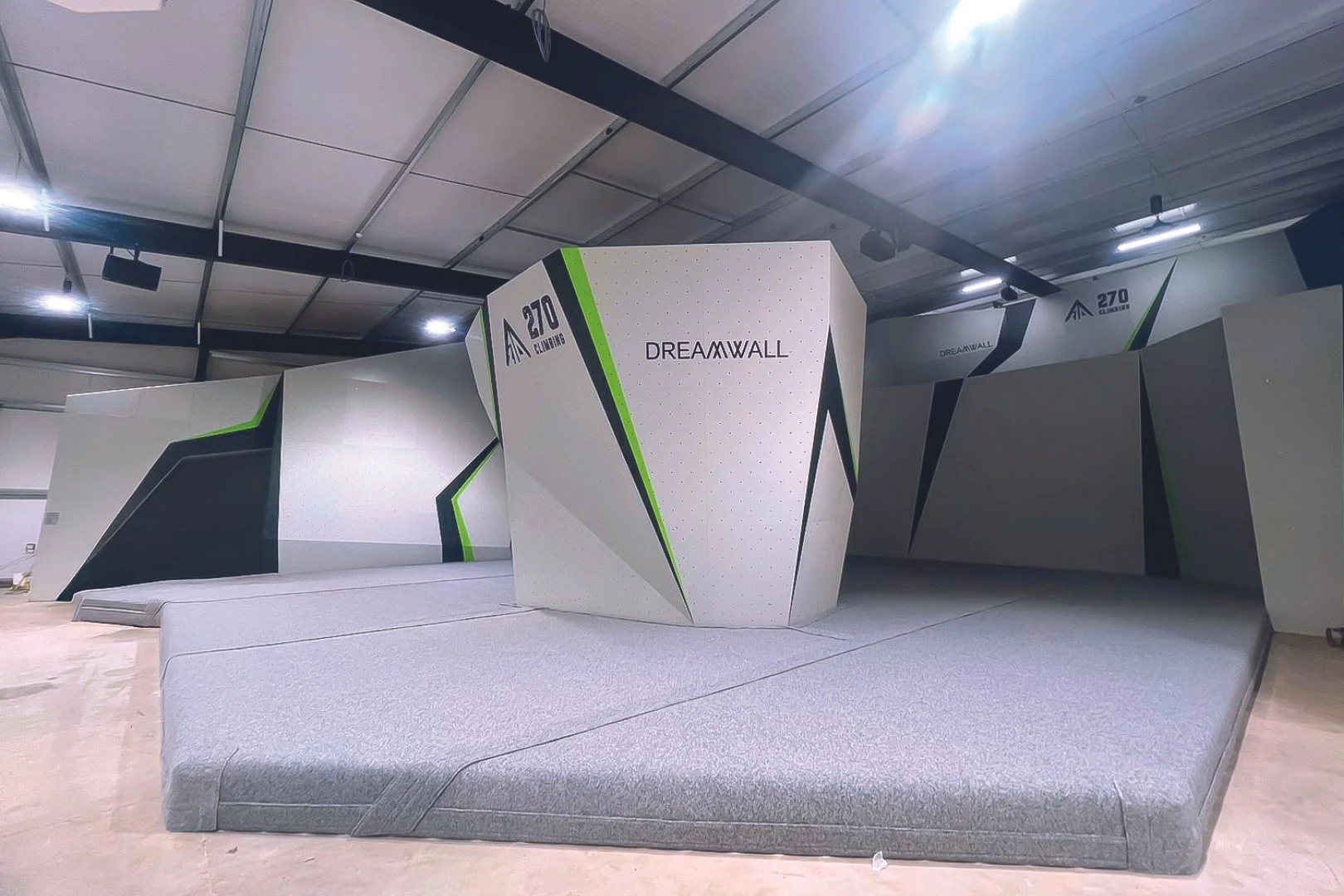 UK_Gloucester_270 CLIMBING_WEB_50.jpg