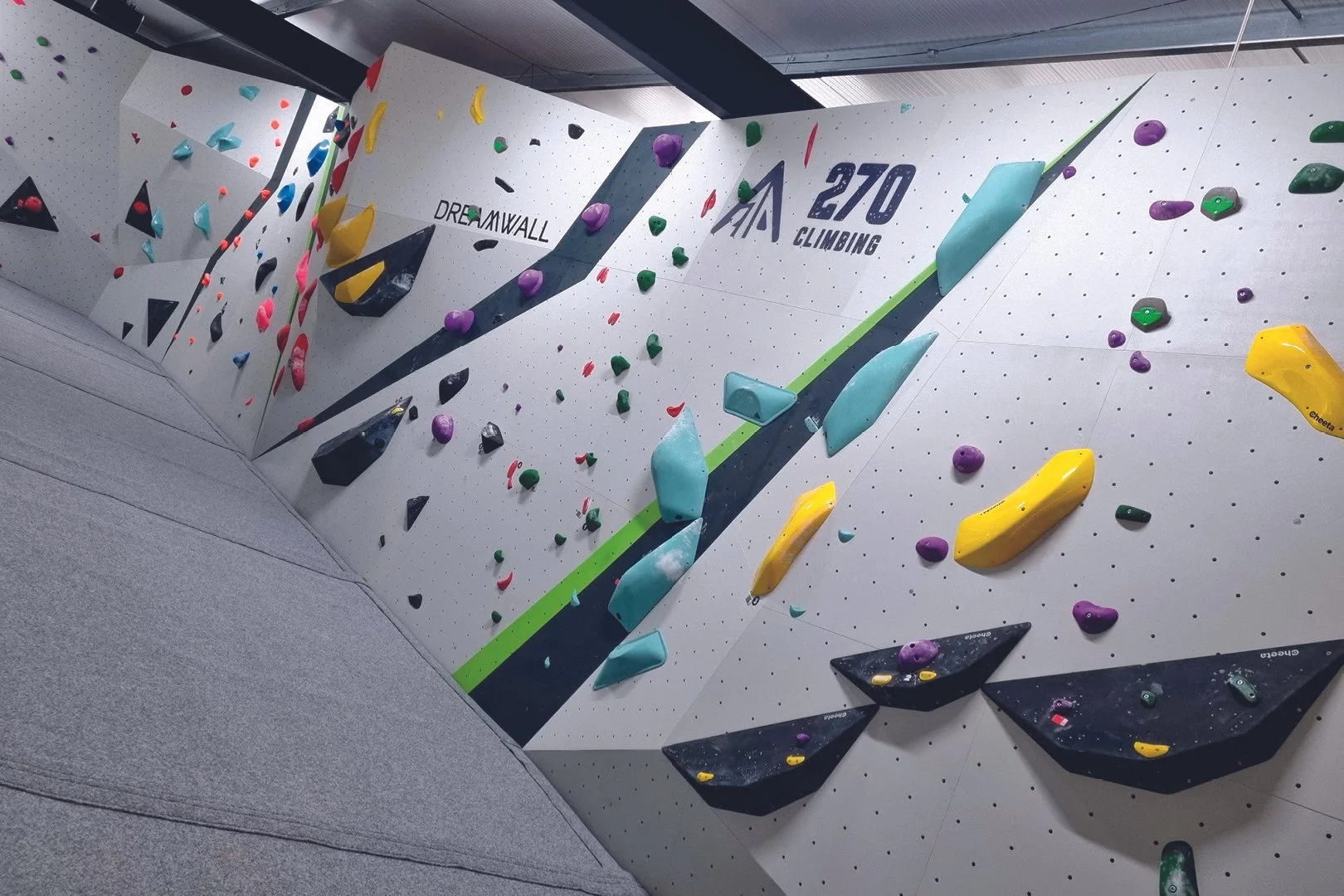 UK_Gloucester_270 CLIMBING_WEB_5.jpg