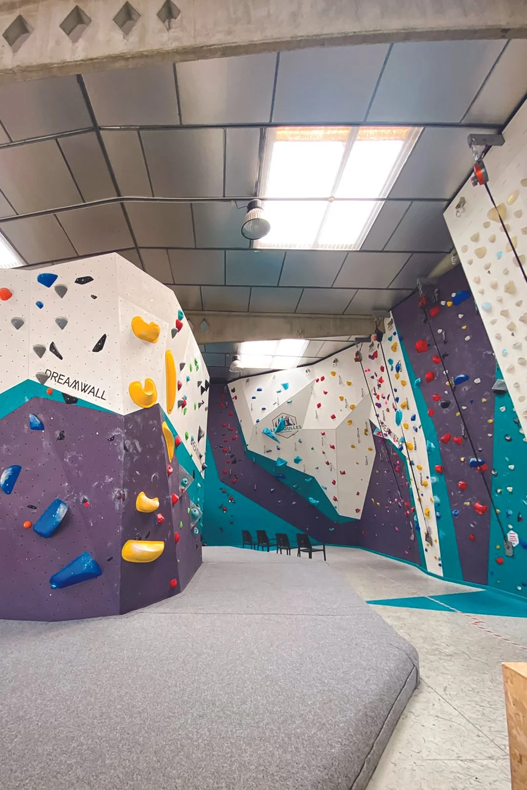 SPAIN_Esparreguera, Barcelona_LES AGULLES_WEB_.jpg