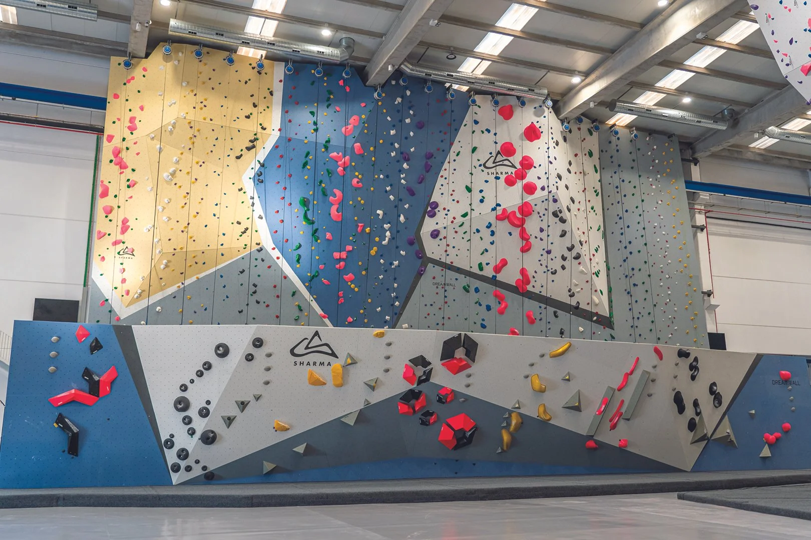 SPAIN_Gavà, Barcelona_SHARMA CLIMBING GAVÀ_WEB_3.jpg