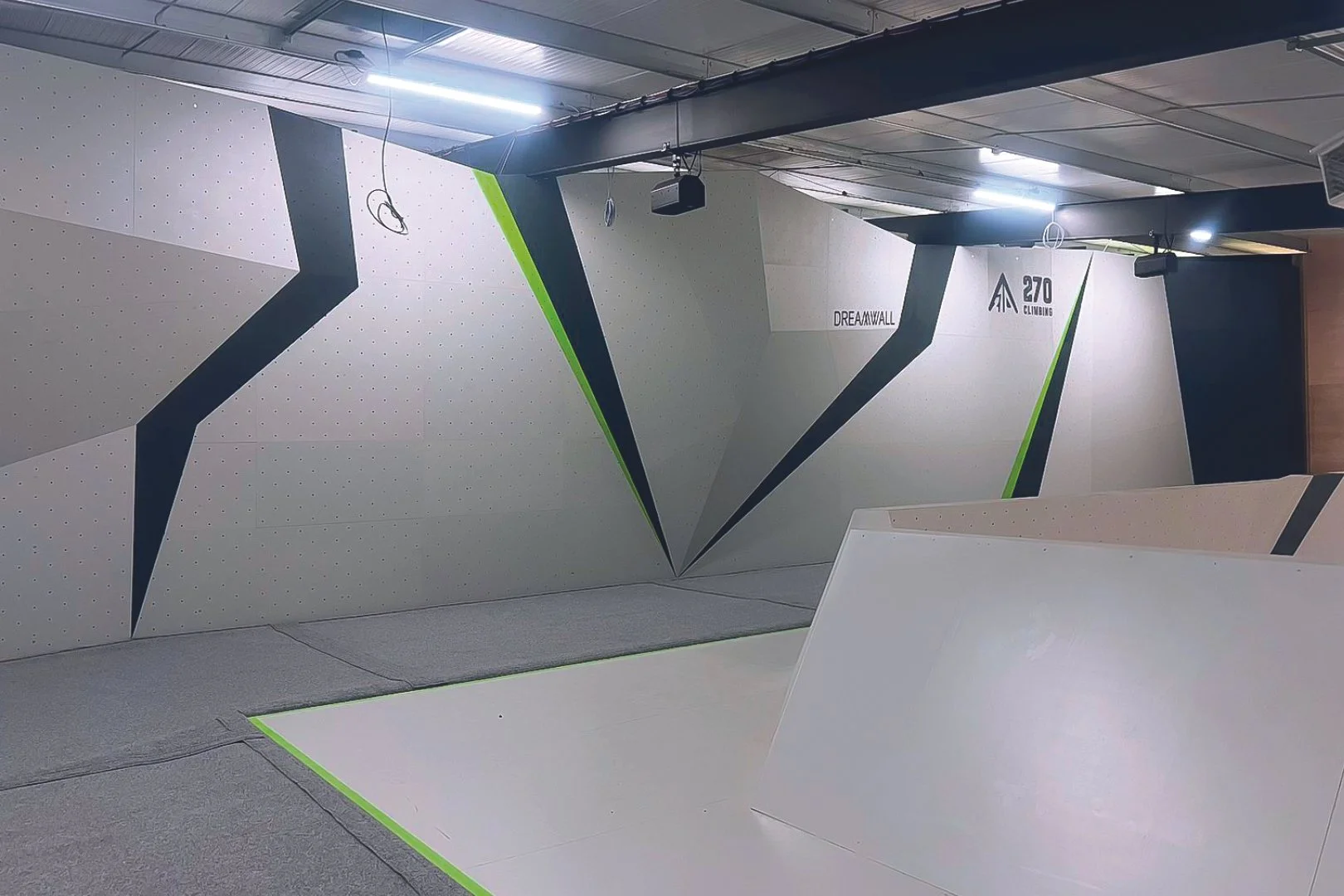 UK_Gloucester_270 CLIMBING_WEB_55.jpg