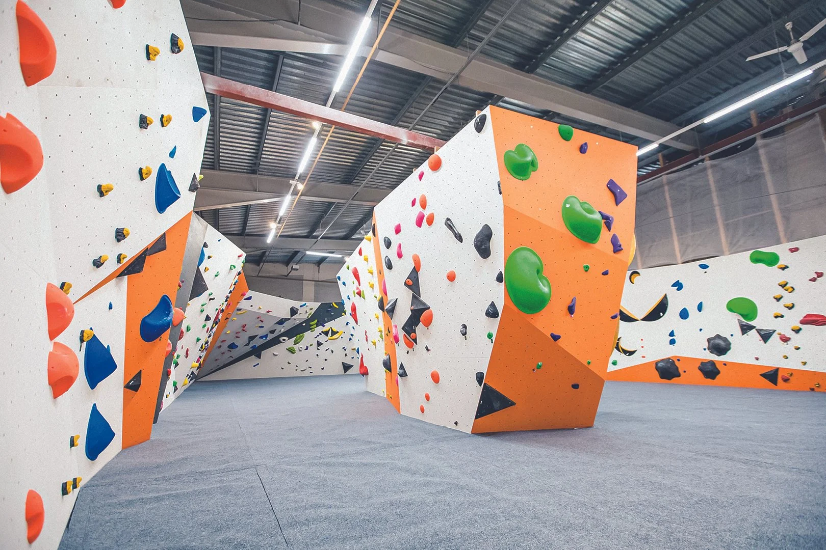 UK_Milton Keynes_BIG ROCK HUB_WEB_3.jpg