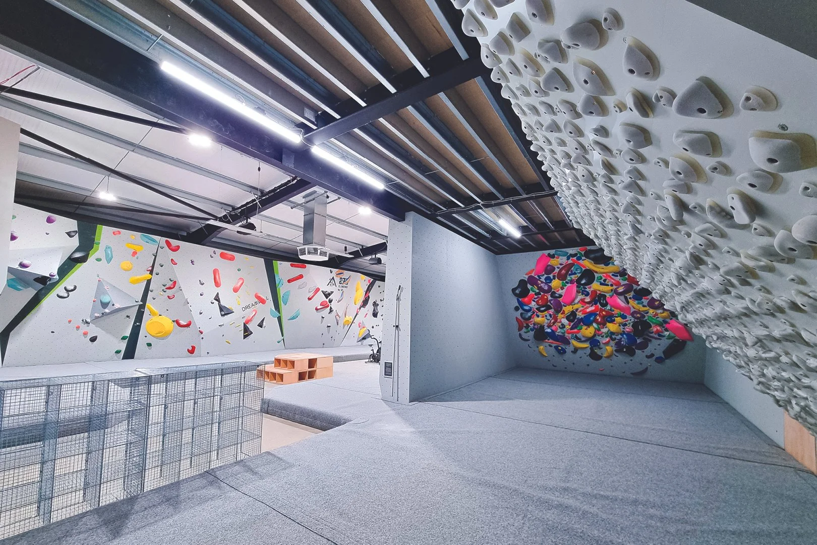 UK_Gloucester_270 CLIMBING_WEB_8.jpg