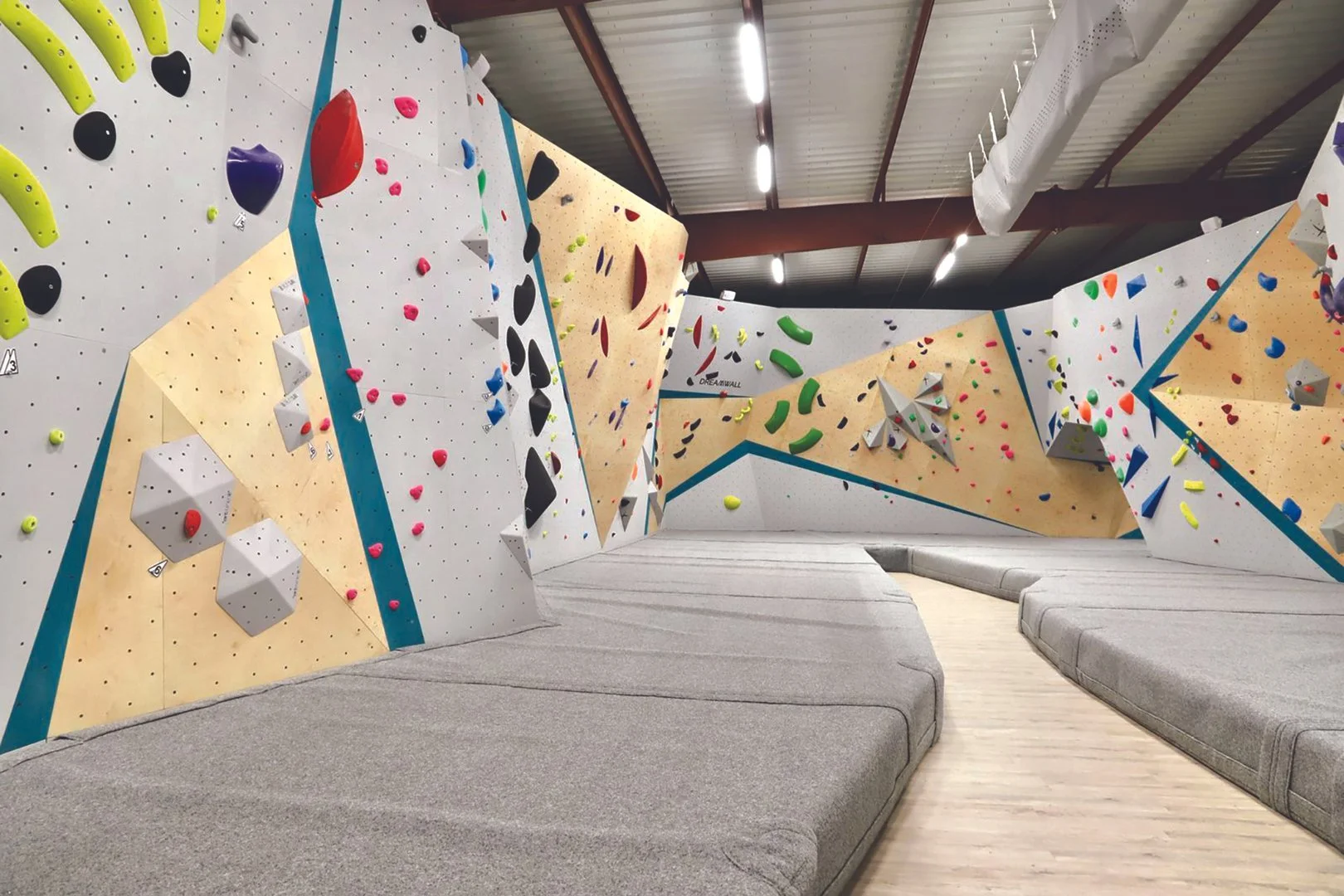 FRANCE_Bourgoin‑Jallieu, Isère_ALPABLOC_WEB_.jpg