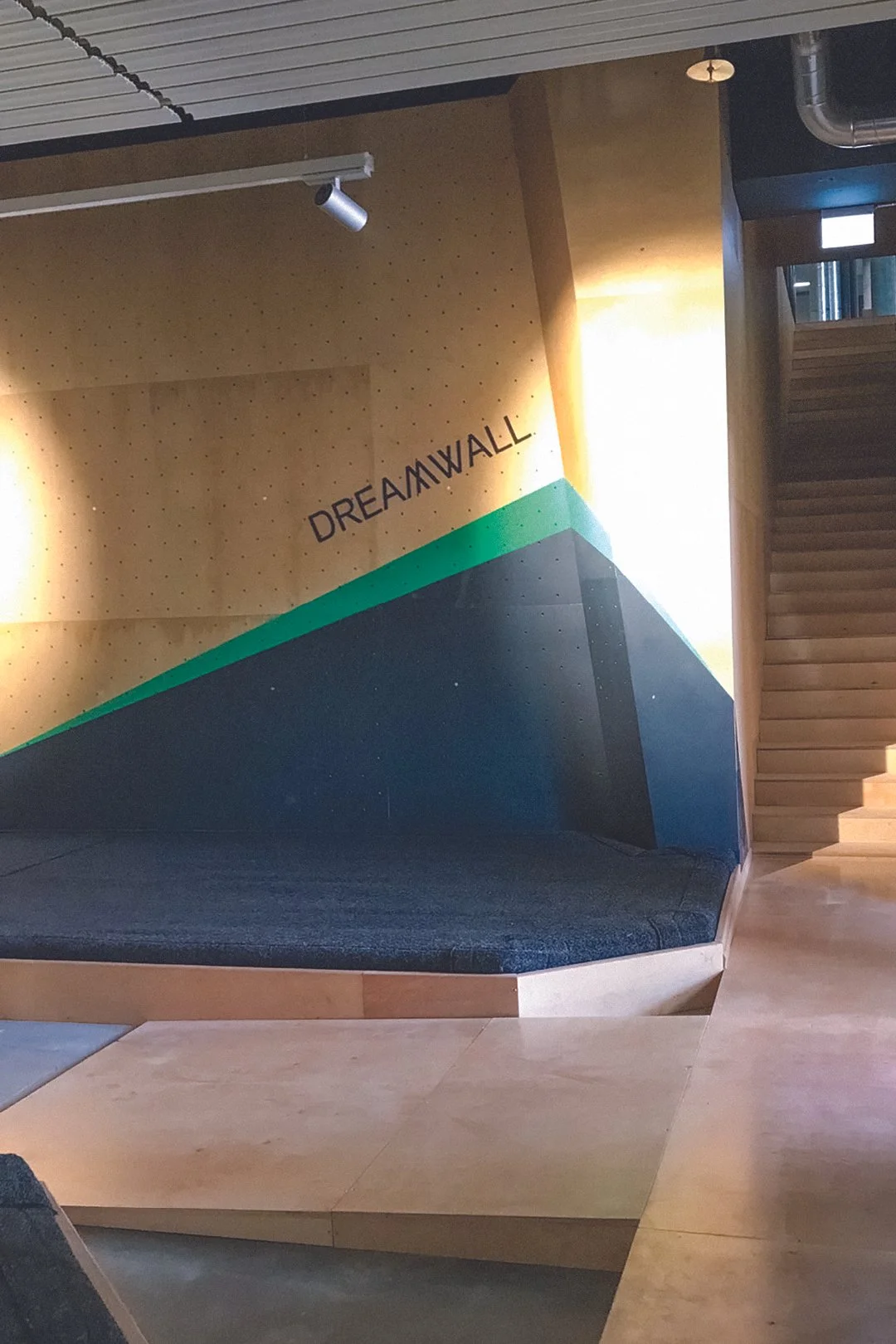 SWITZERLAND_Vernier, Geneva_TOTEM – LE MÔLL_WEB_12.jpg