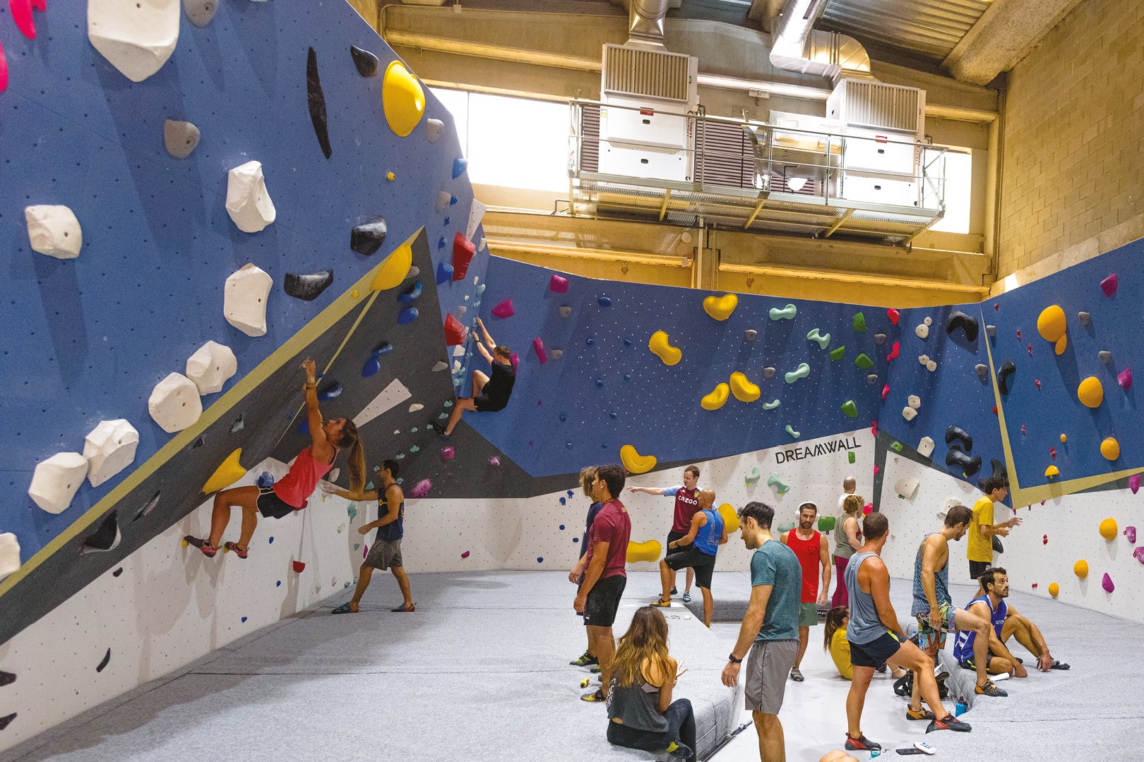 SPAIN_Barcelona_SHARMA CLIMBNG BCN_WEB_4.jpg