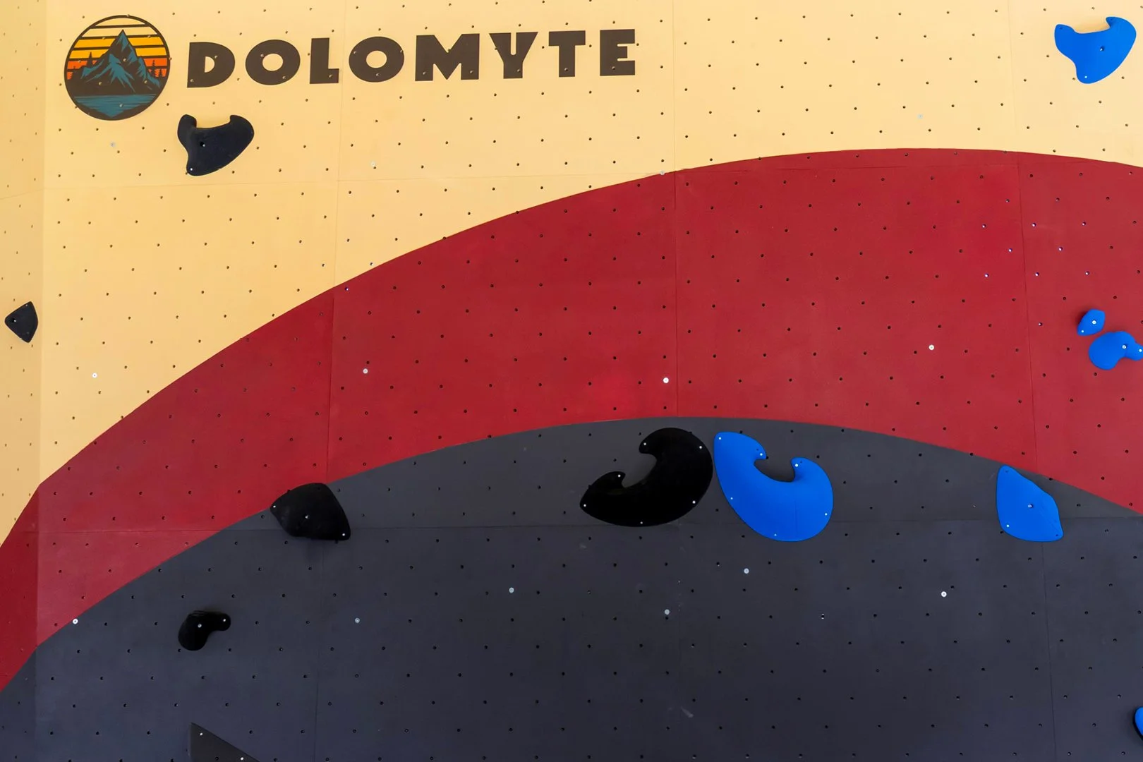 ITALY_Trieste, Friuli‑Venezia Giulia_DOLOMYTE BOULDERING GYM_WEB_10.jpg