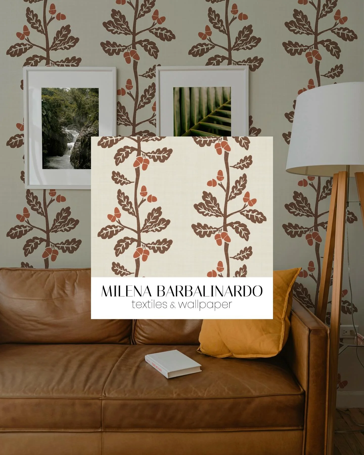 For the Cozy Autumn prompt of #patternprintober hosted by @cecilia__pettersson @sabinawgustrin, I created this pattern, inspired by the warmth of fall interiors and the organic rhythm of oak branches and acorns. The hand-drawn layout follows a gentle
