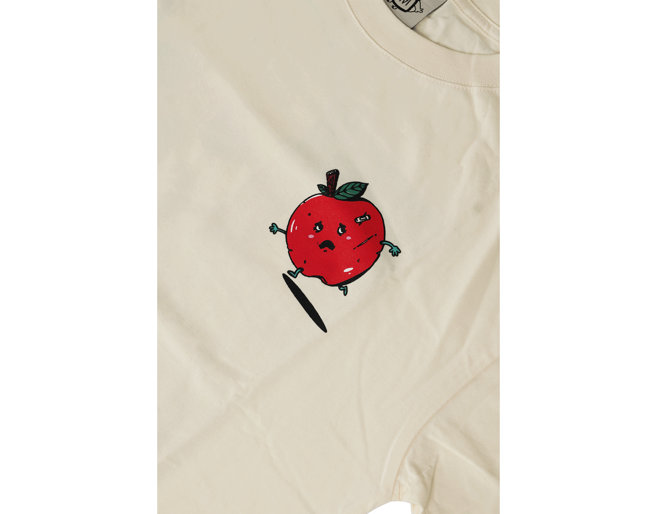An-Apple-Front-Closeup-Web.png