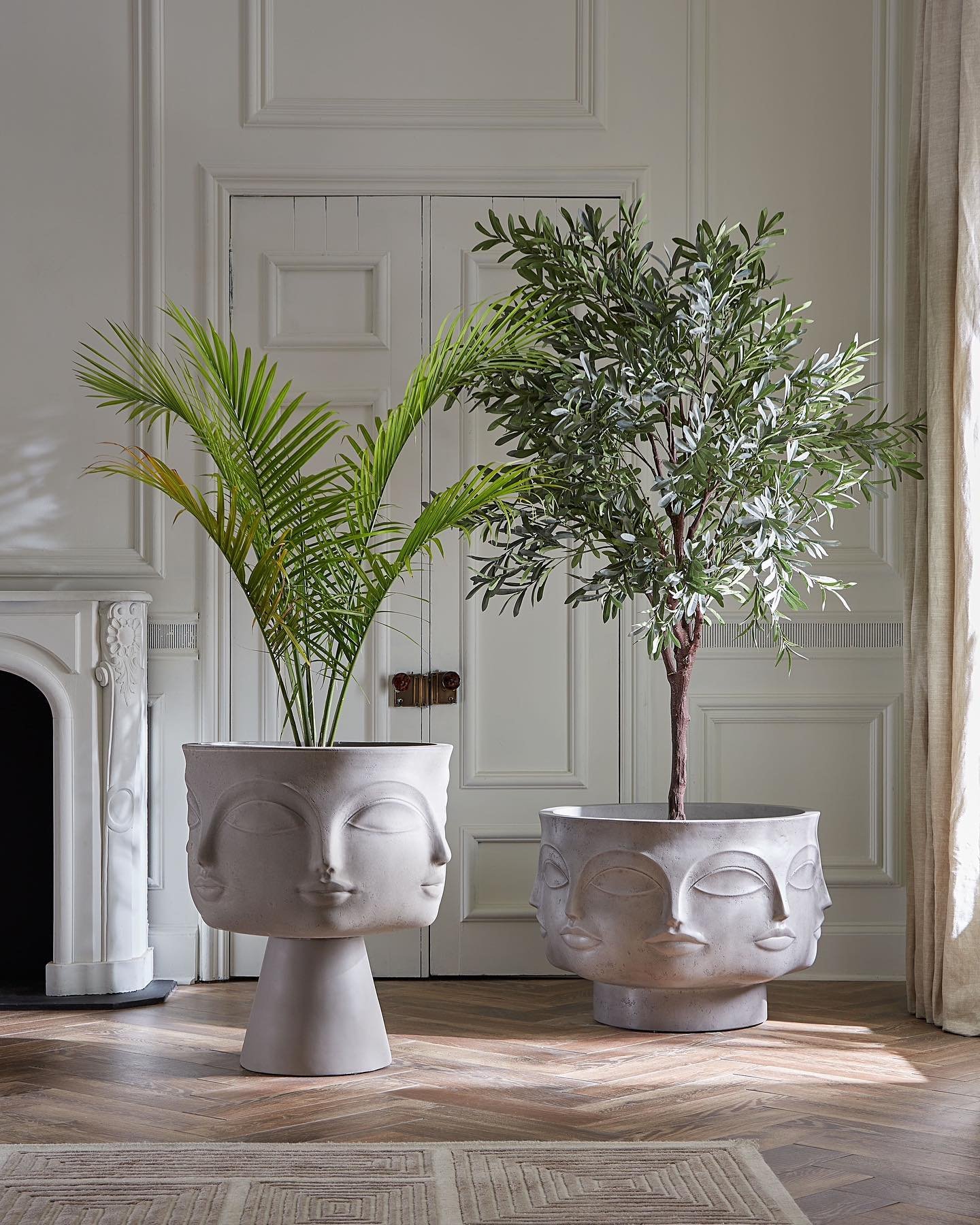 Dora Maar Planters from Jonathan Adler🪴

Dora Maar Planter is inspired by their iconic Muse collection, but handcrafted from aerated cement. A chic and modern take on an industrial material and fabrication. Each piece is hand cast and sanded by arti