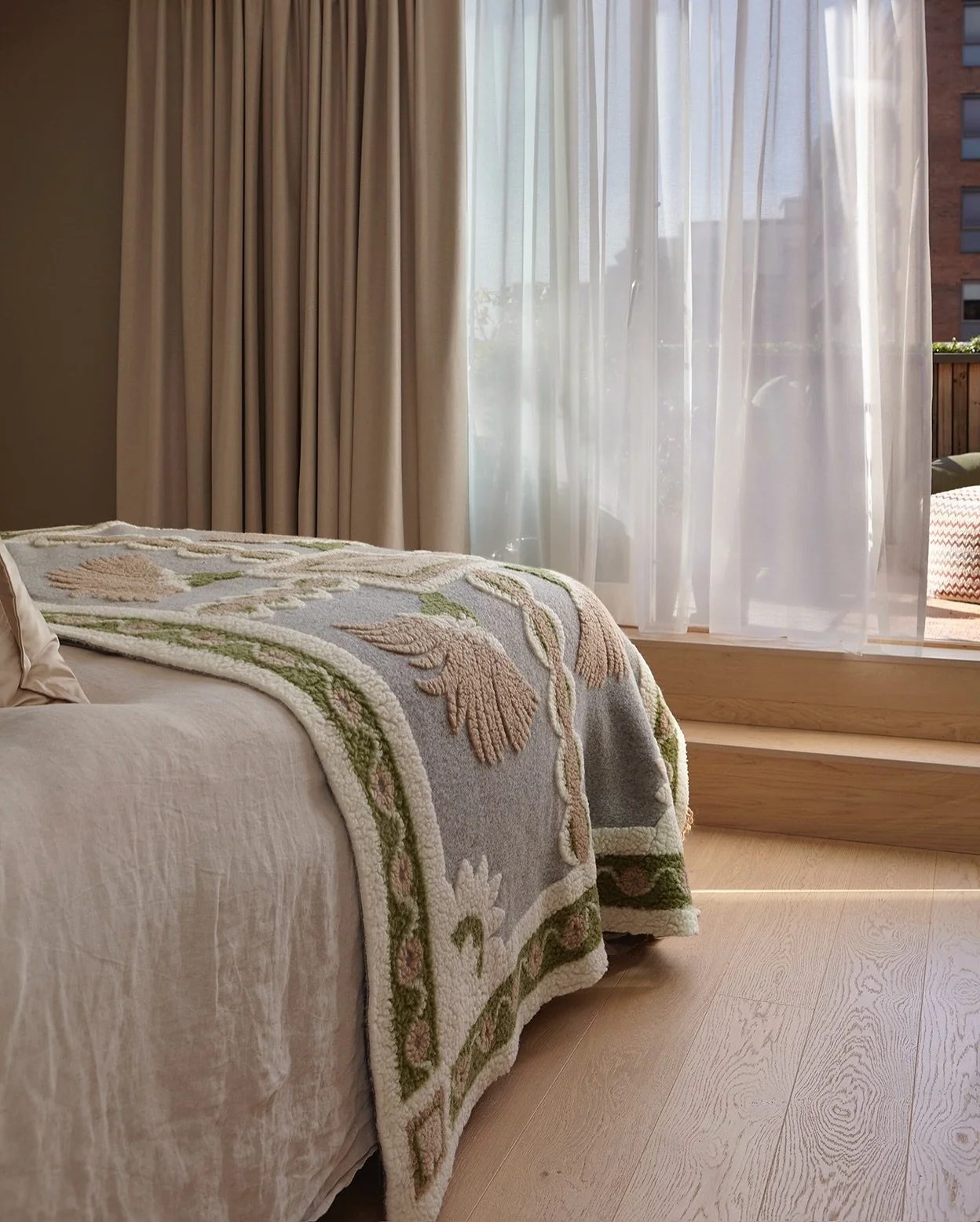 Frati throws has really become a hit, and we can definitely understand why - we mean, look at this beautiful cooked wool throw🥹

They are also RWS (Responsible Wool Standard) certified, Italian quality since 1968!

Shot by the talented @birgitfauske