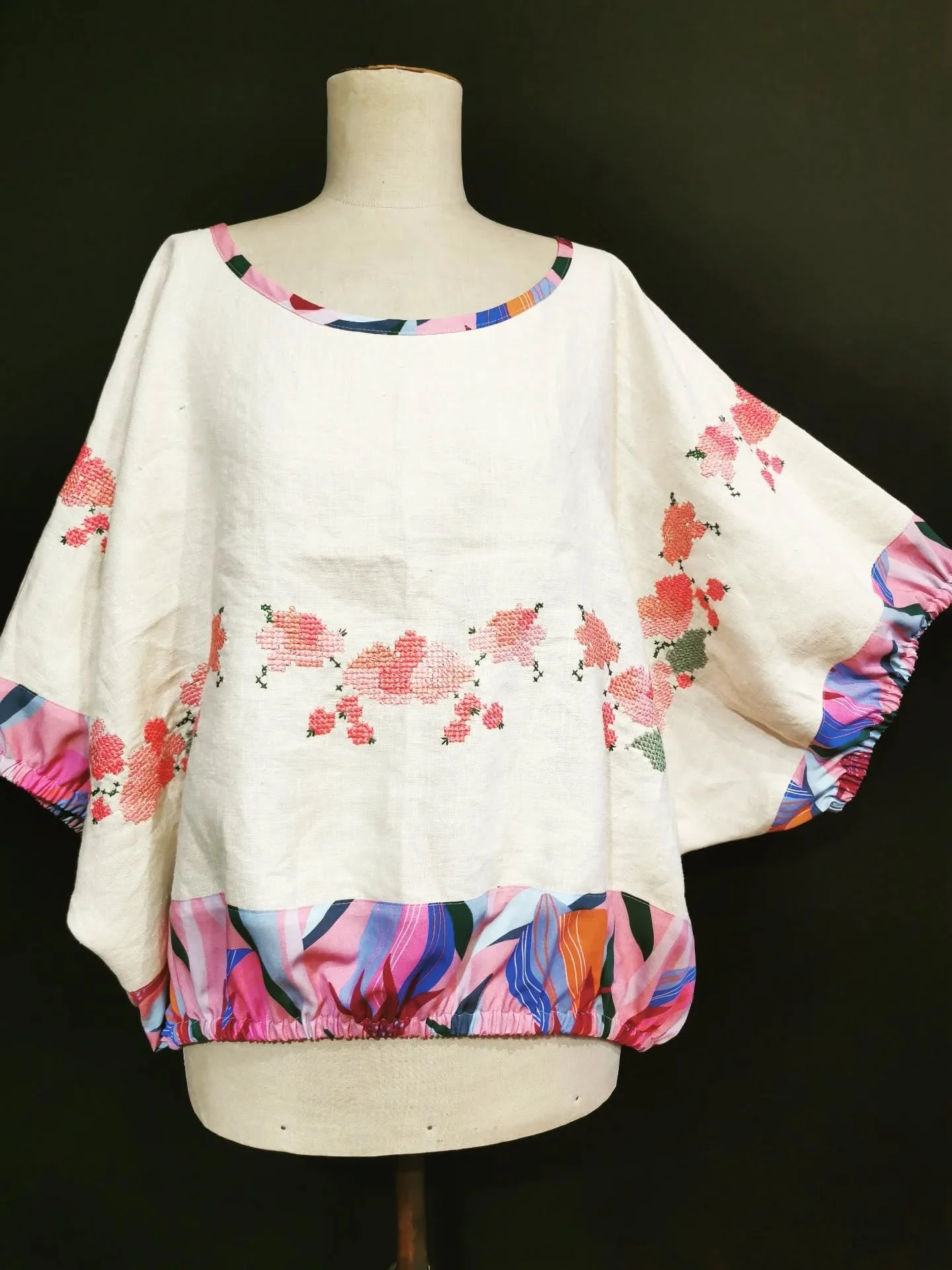I've created two new 'slouchy tops' this week. Using vintage cross-stitched linen tablecloths teamed with modern rayon remnants. A lovely repurpose of beautiful home textiles. And comfy versatile garments to wear year round and all occasions....have