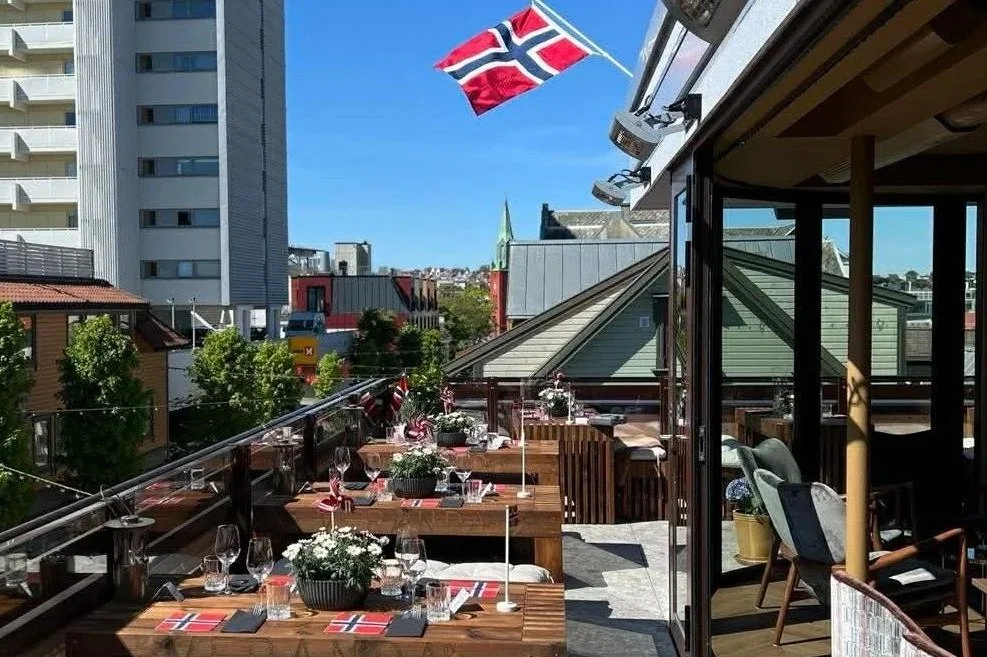 VERANDA: 17. mai i hovedetasjen - (inne)