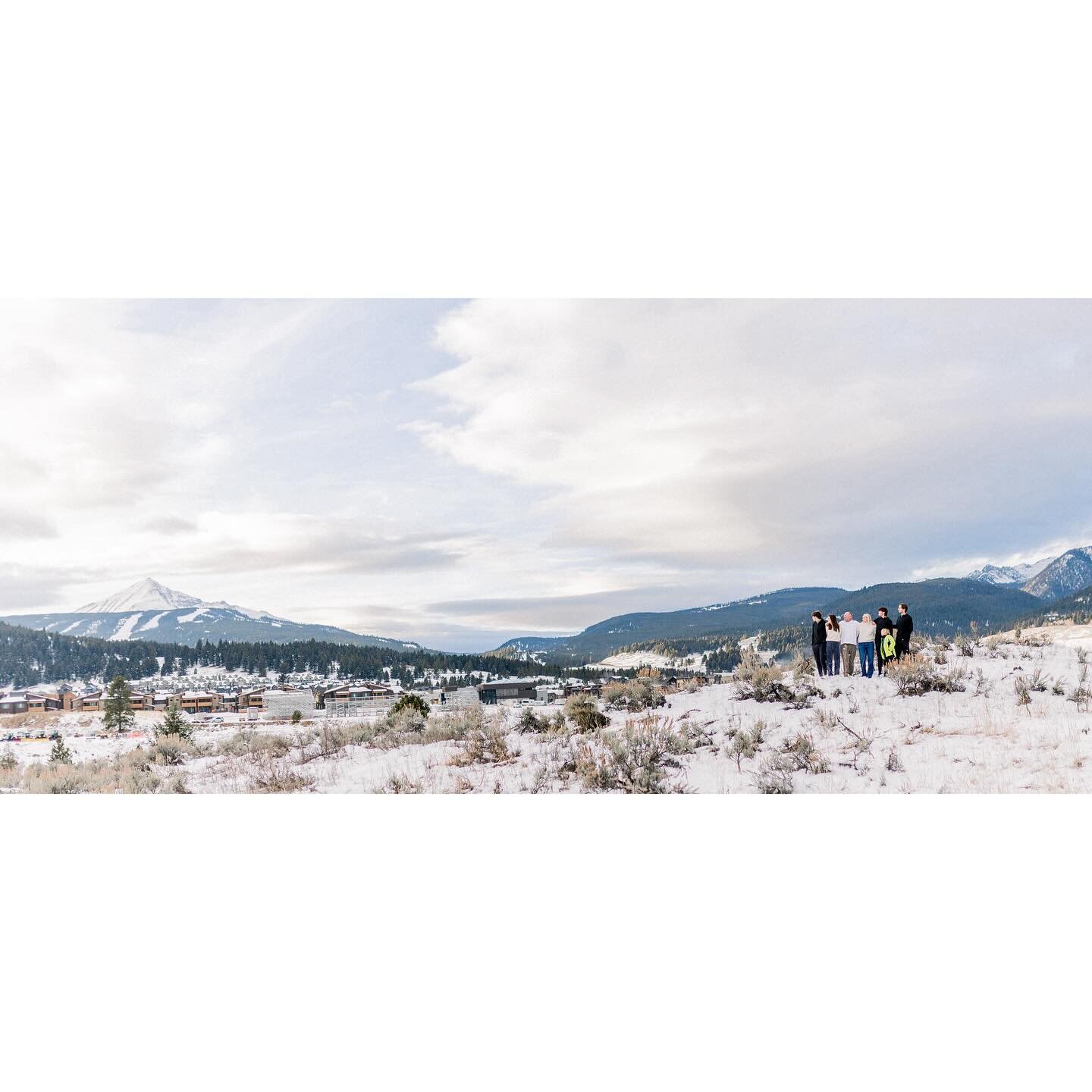 pack up the family &amp; @explorebigsky 

#bigskymontana #bigsky #bigskymt #bigskytowncenter #bigskyresort #bigskyfamilyvacation #bigskyfamilyphotographer #bigskycountry #bigskyfamilyphotos #bigskyfamilyportraitphotographer #bigskyfamilyportraits #bi