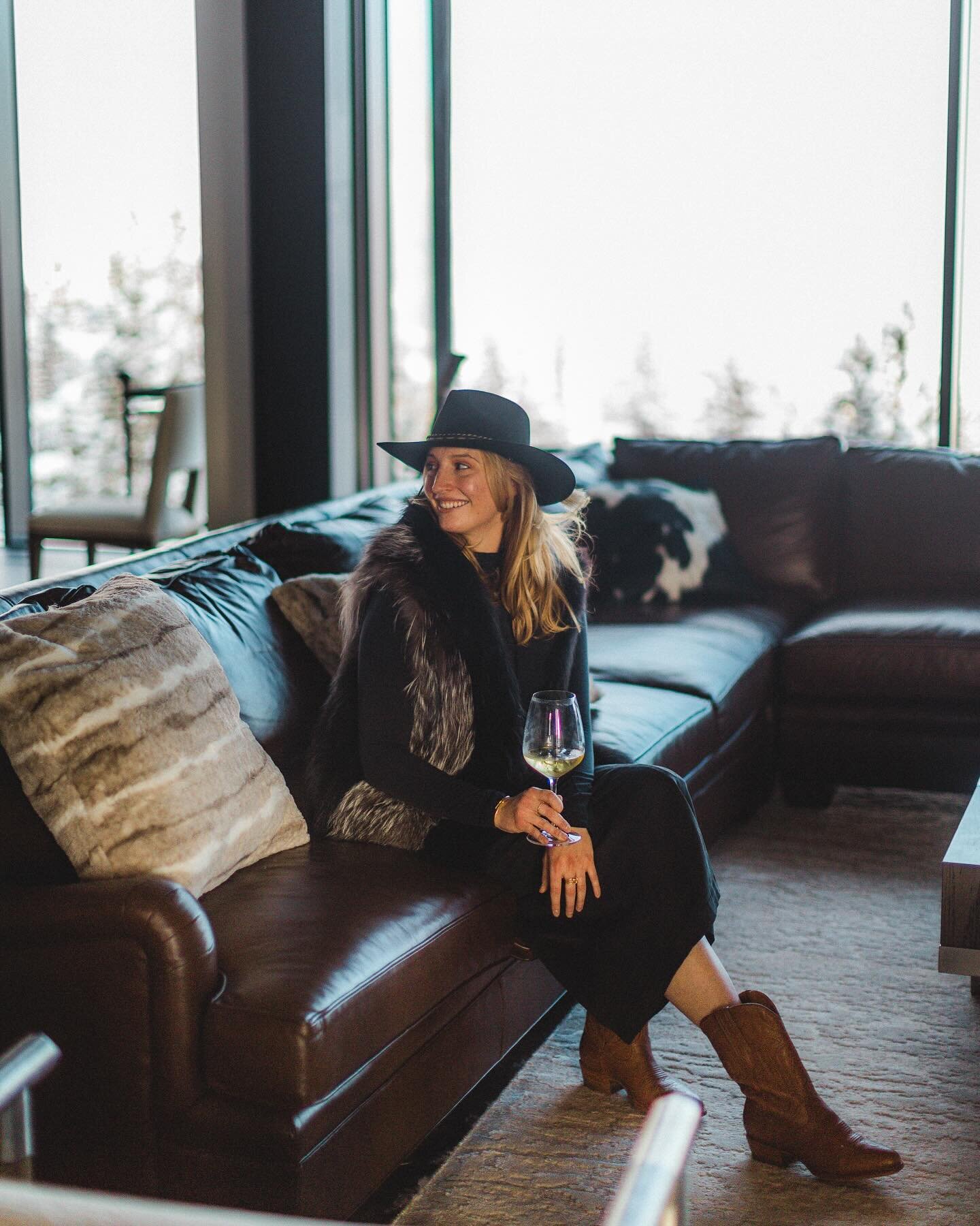 how to enjoy life #174837: dress up just to enjoy a glass of wine in your living room. 

#yellowstoneclub #yellowstoneclubmontana #bigskymontana #bigsky #bigskyphotographer #bigskyportraitphotographer #bigskyportraitphotography #bigskylife #yellowsto