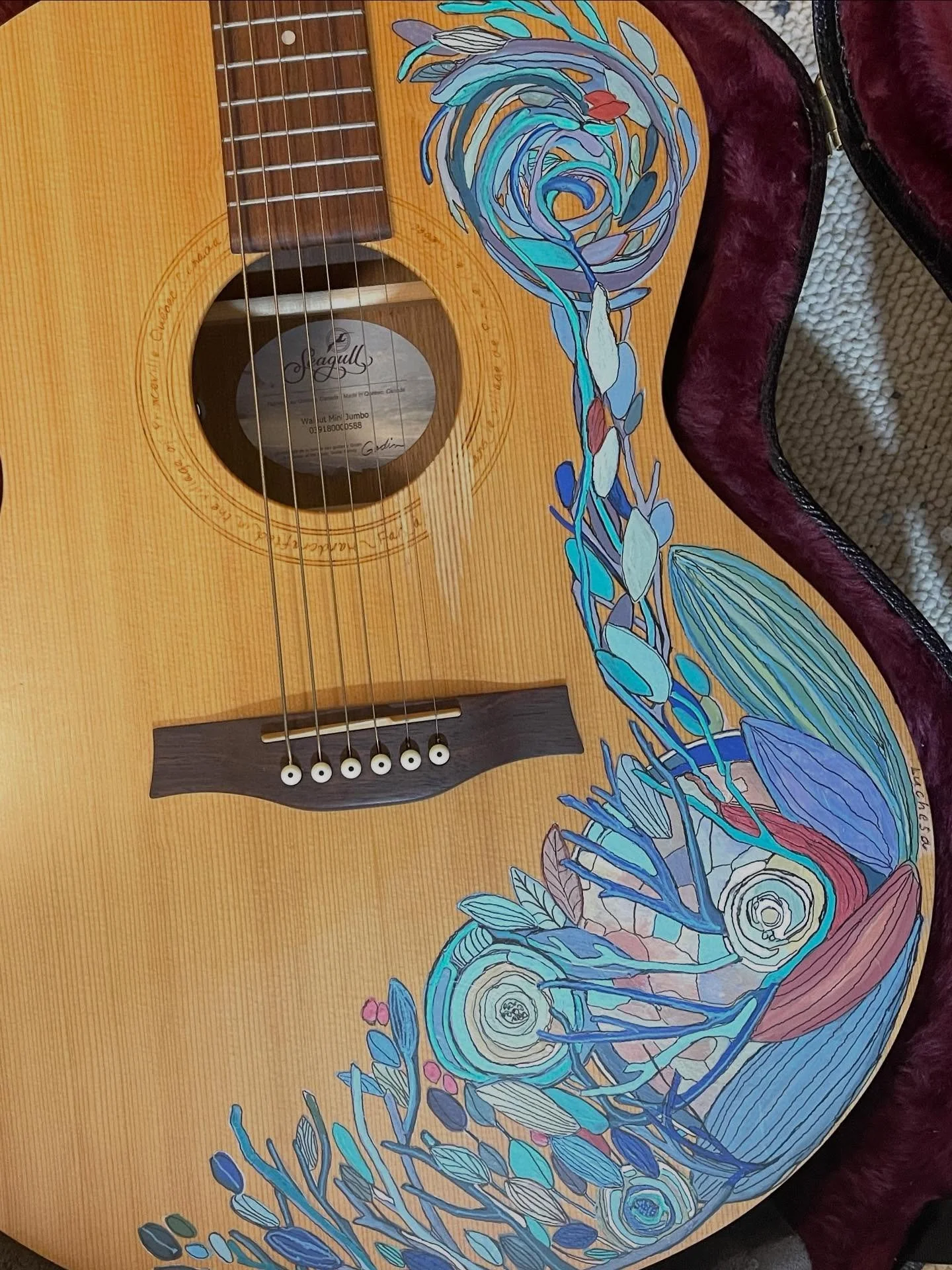 I was so enthralled by @molliefisherca performance at the @harbourstreetfishbar the other evening for the songwriters sessions  by @songwriterjones &hellip;that I missed my chance to get some photos of Mollie actually playing her newly painted guitar