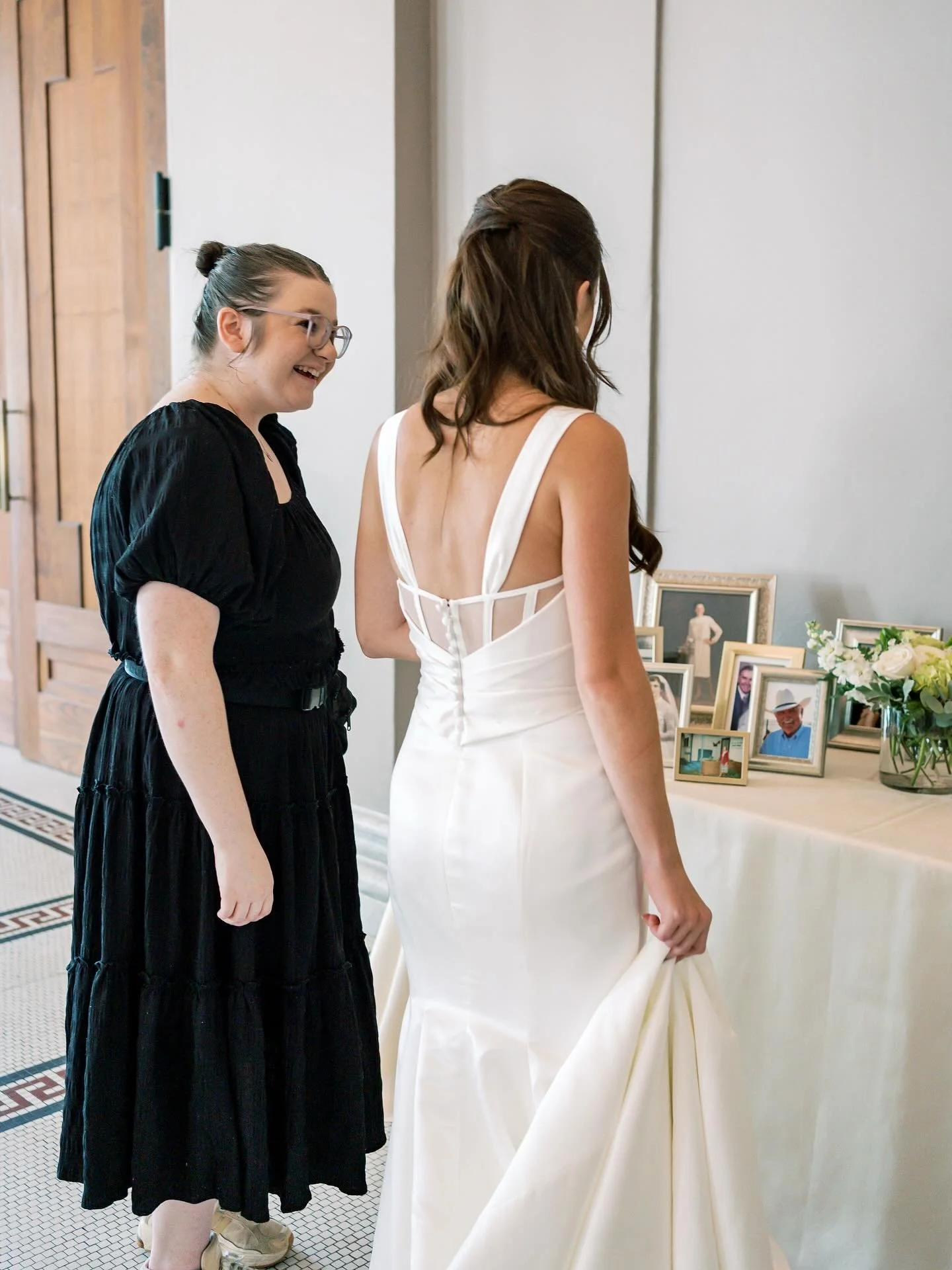 When you&rsquo;re one of my couples, I do everything possible to make sure it&rsquo;s your best day ever. If that means helping with a veil, grabbing you a drink, or transferring your vows from your phone notes to the pretty book - I&rsquo;m your gir