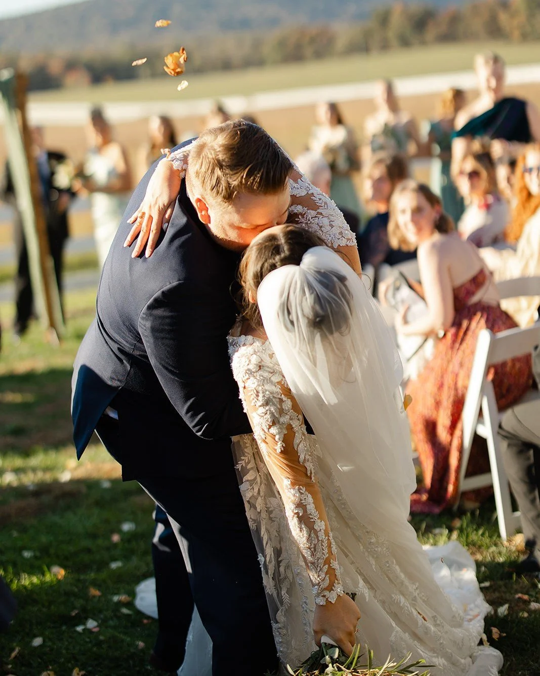 happy first anniversary, maggie and nathan! 10.18.25 ☀️⁠
⁠
this day was filled with joy and lots of virginia sunshine! ⁠
⁠
vendors:⁠
Planner: @langleyeverafter ⁠
Venue: @heigh_torr ⁠
Photographer: @toriparkerphotos ⁠
Videographer: @takesbysadie ⁠
Flo