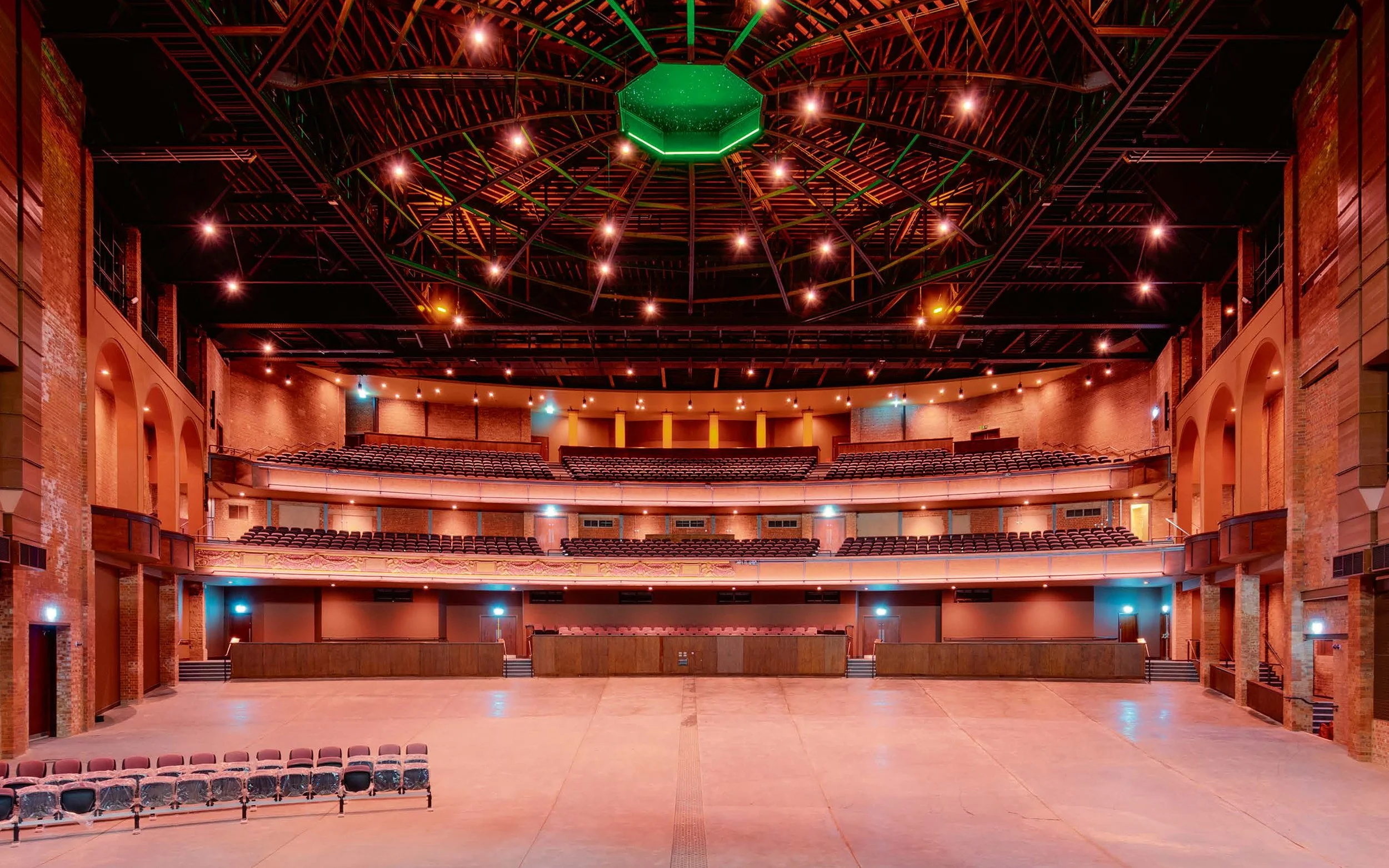 C20 2025-2 Bradford_036_36-37.jpg