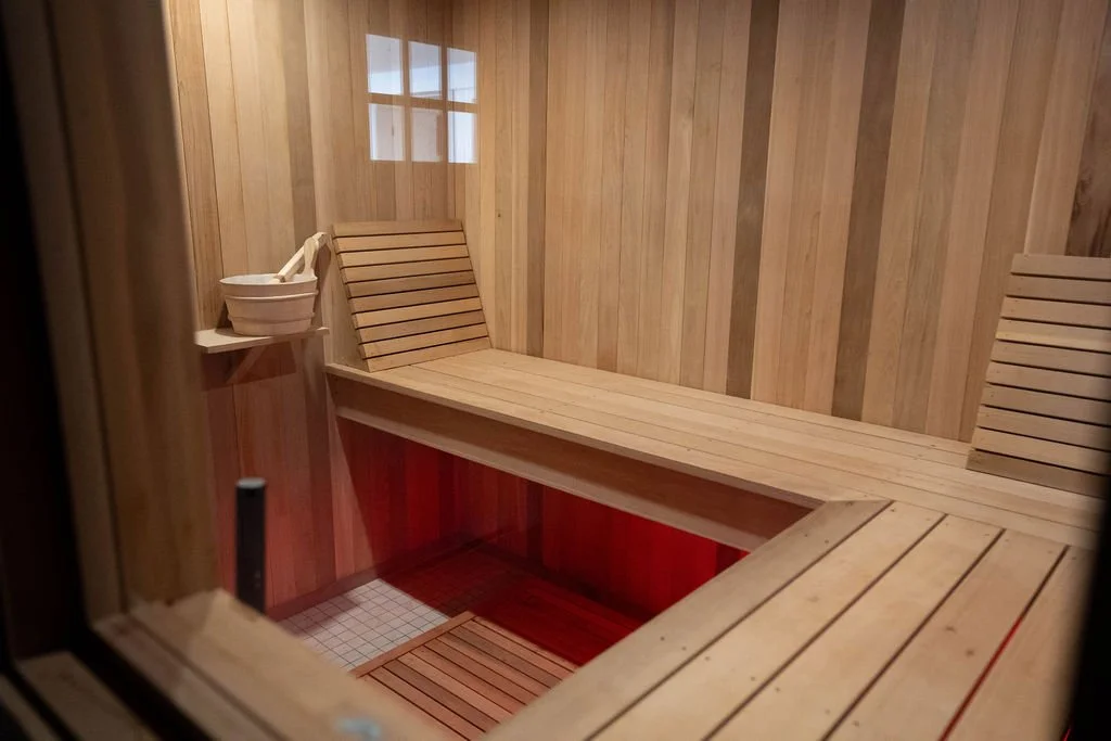 Custom Sauna — photograph 3
