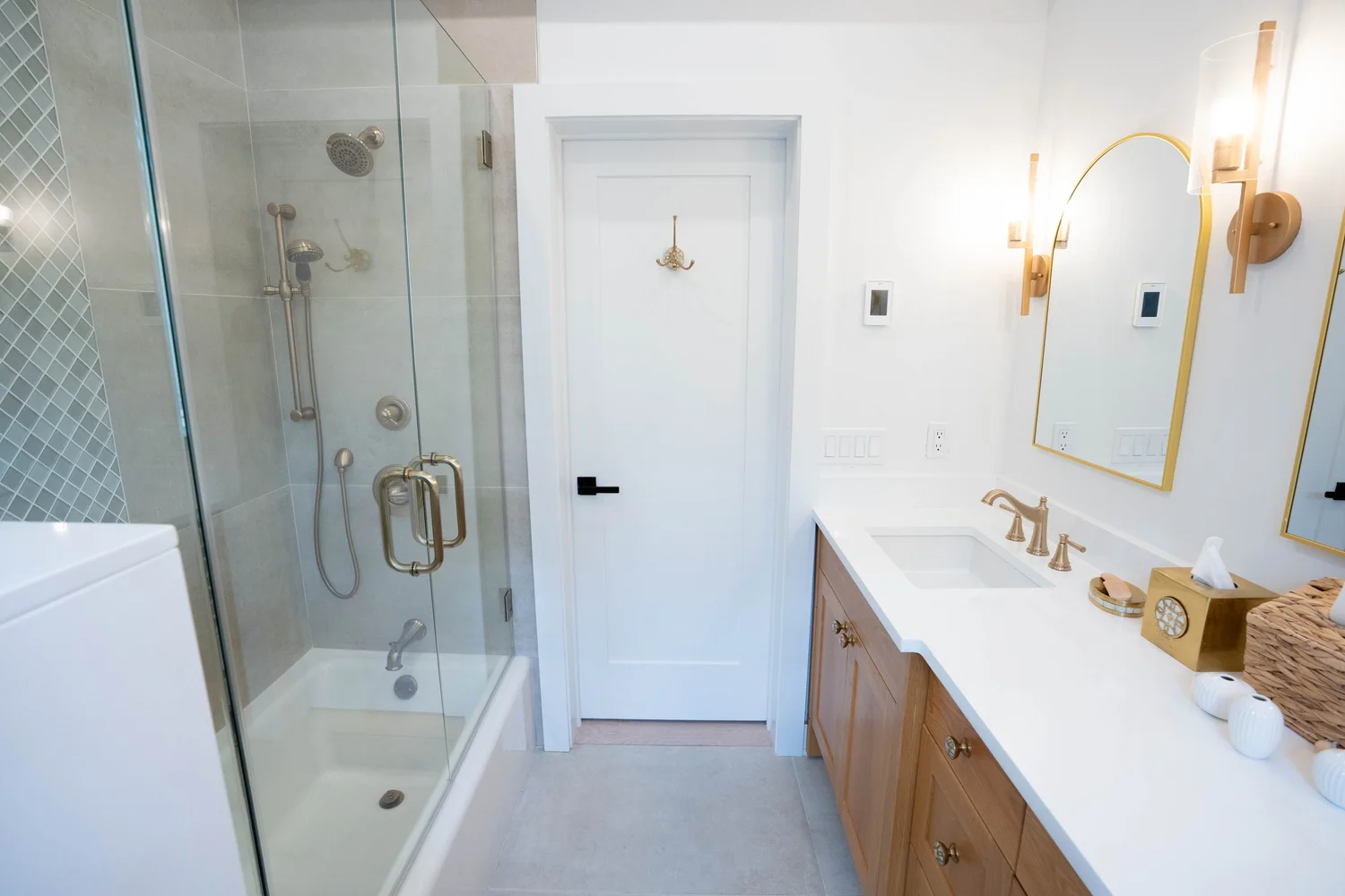 Oak Double Vanity & Brass Details